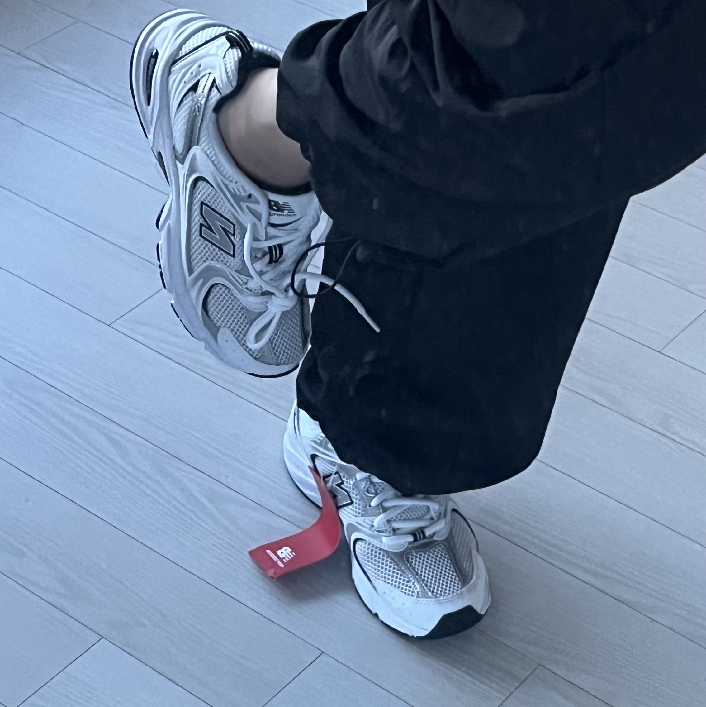 New Balance 530 White 착용 스타일