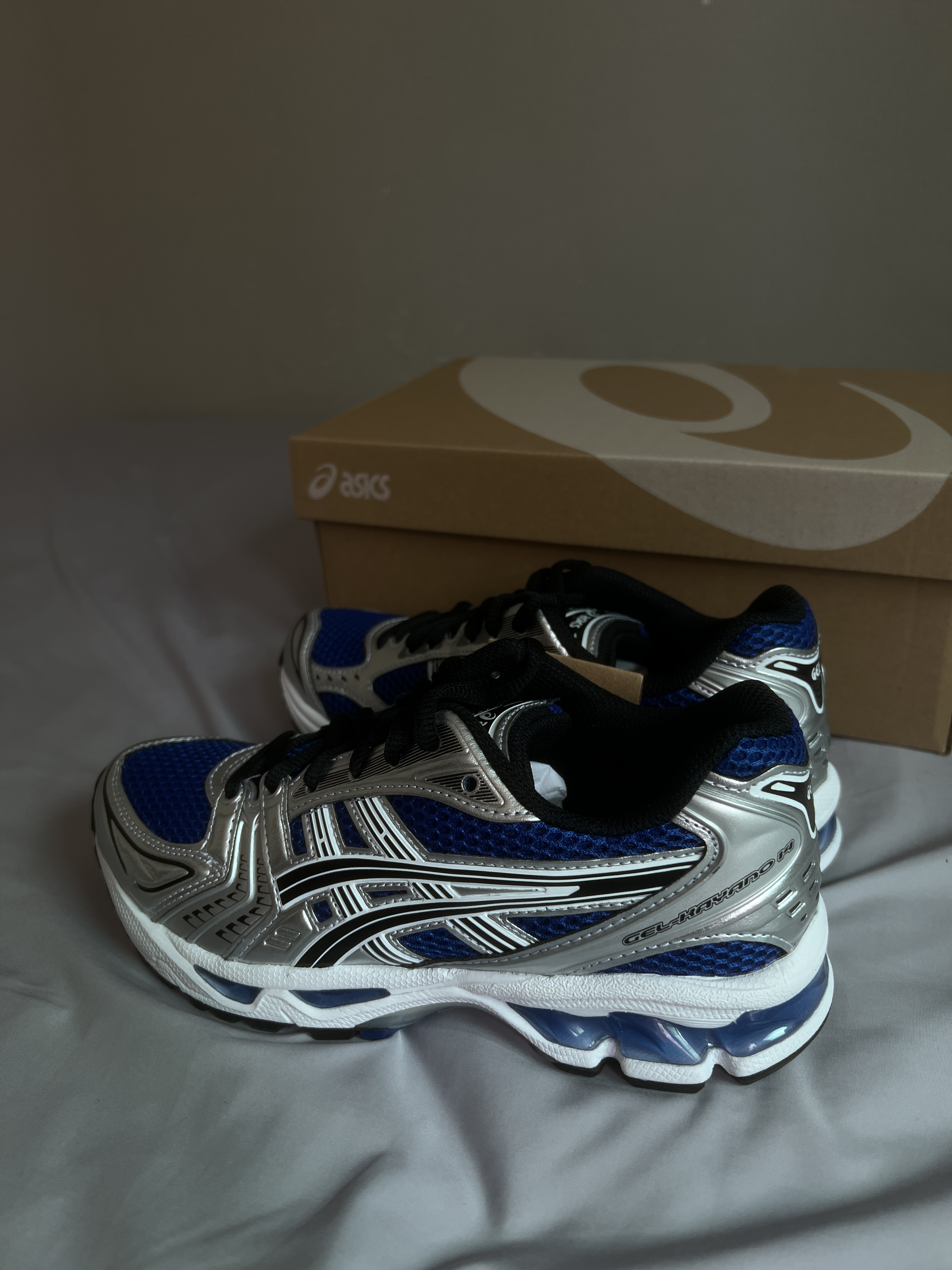Asics Gel-Kayano 14 Monaco Blue Black 착용 스타일 - 5