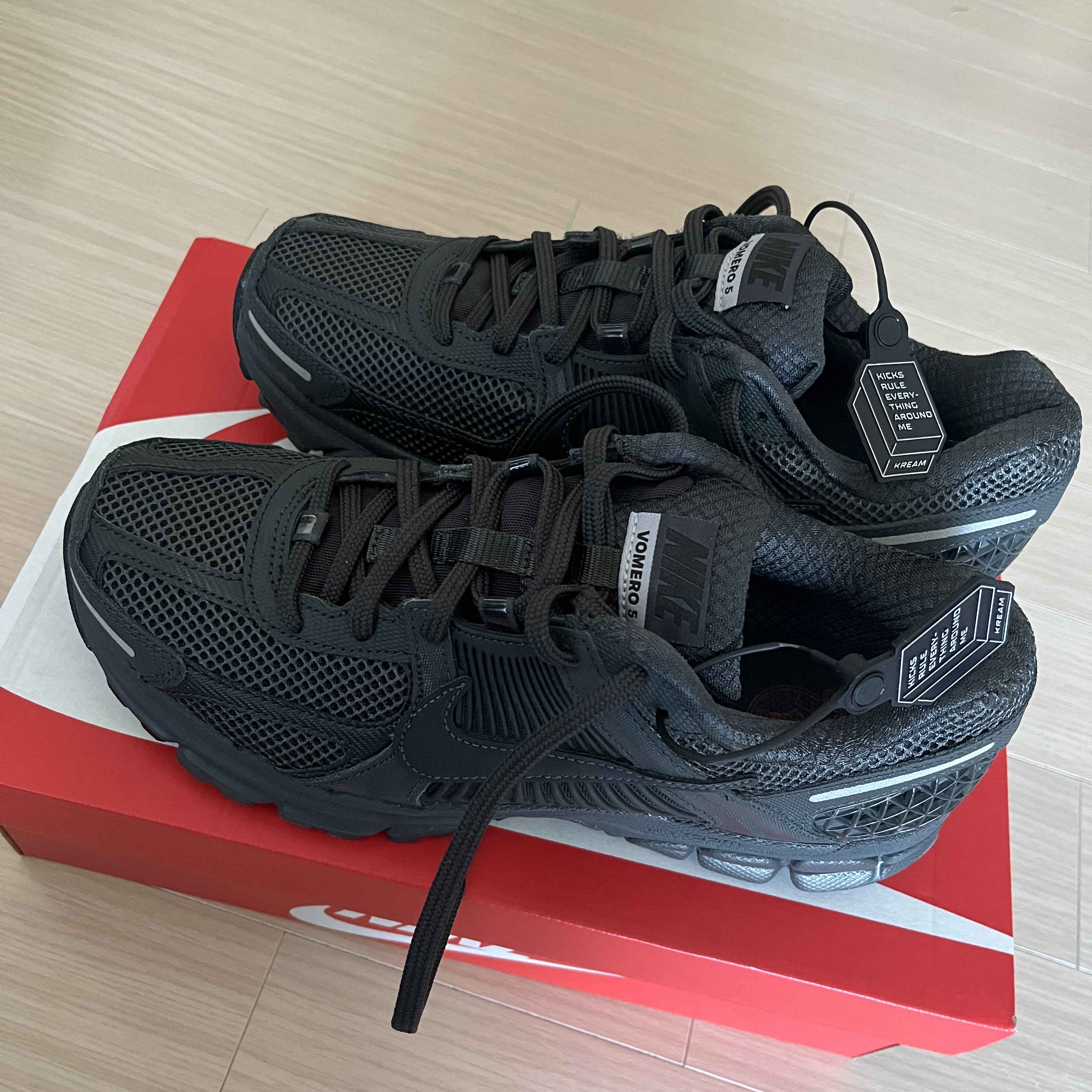 Nike Zoom Vomero 5 SP Anthracite 2023 착용 스타일