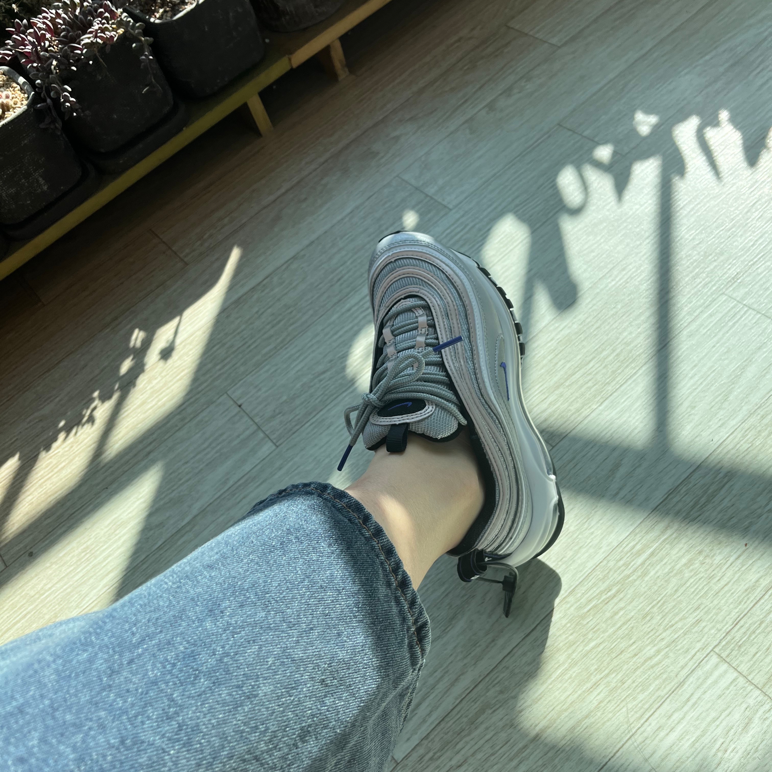 (GS) Nike Air Max 97 Silver Blue 착용 스타일 - 3