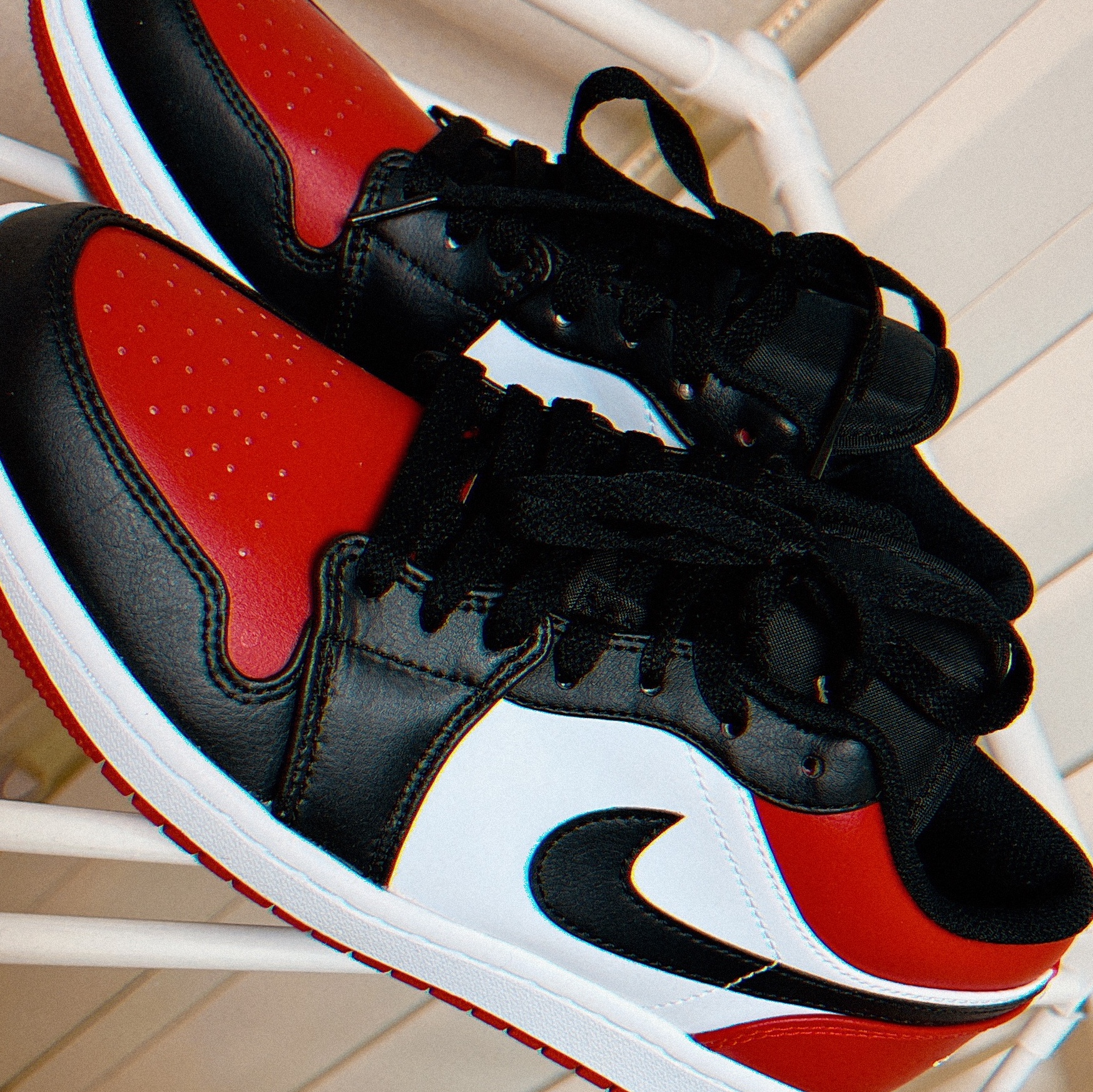 Jordan 1 Low Bred Toe 착용 스타일 - 2