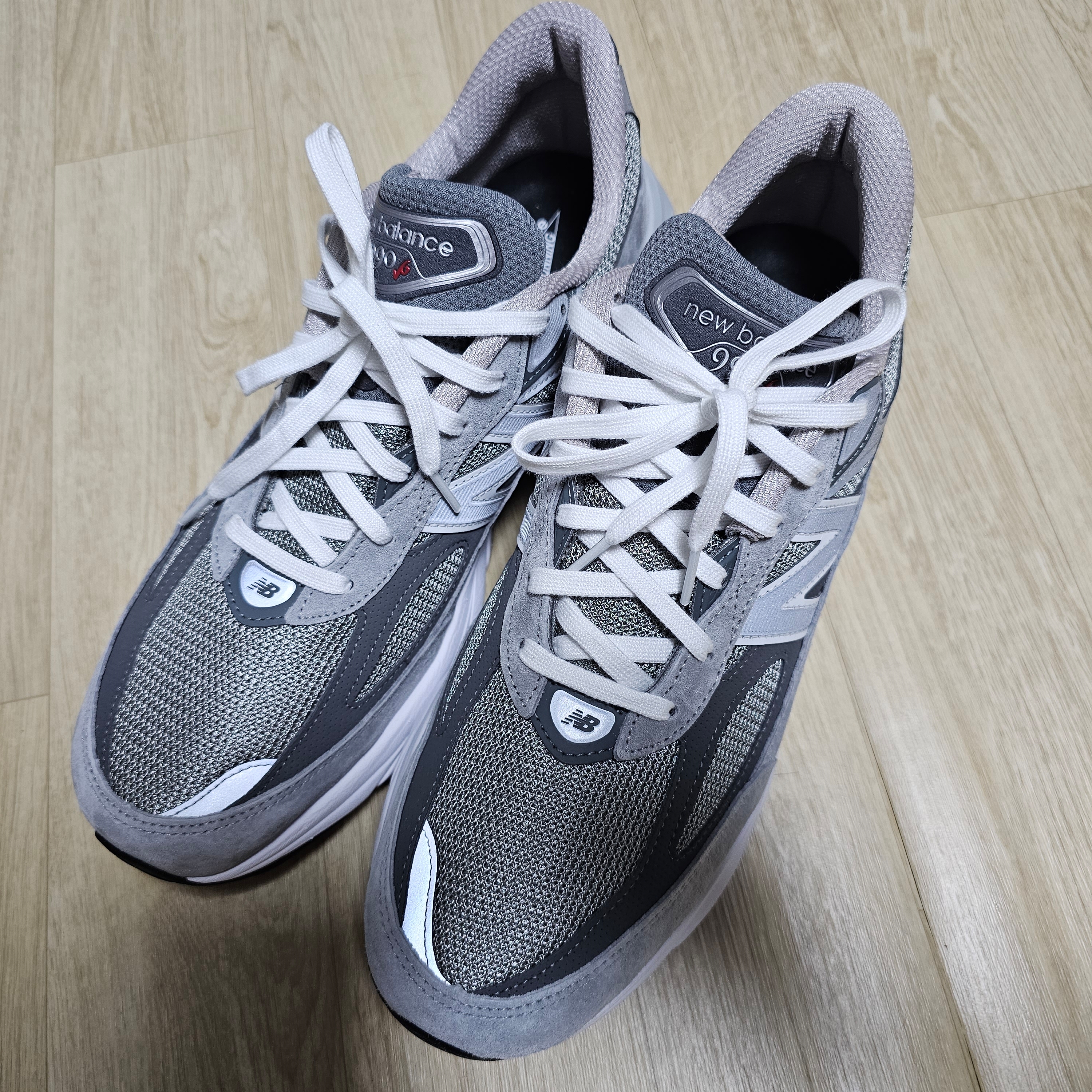 New Balance 990v6 Made in USA Grey - D Standard 착용 스타일