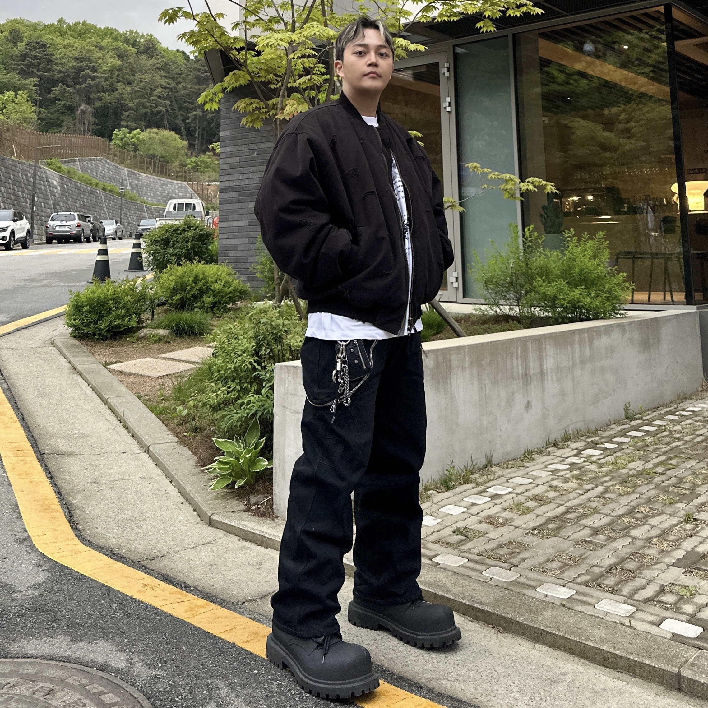 Undermycar Dtrange Dead Starange Destroyed Bomber Obsidian - 23SS, Balenciaga XL Army Boots Full Eva Black 착용 스타일 - 2