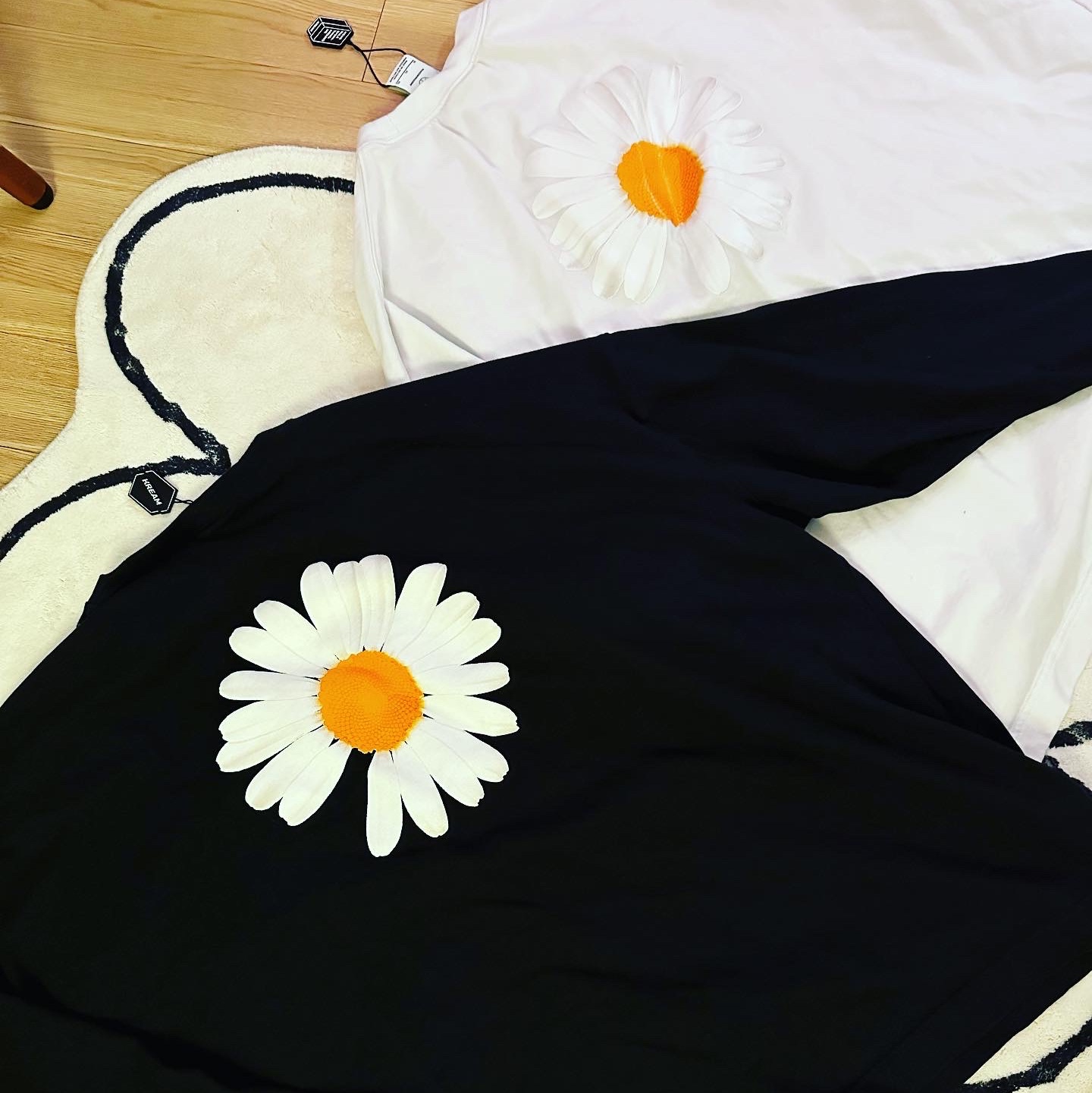 Nike x Peaceminusone LS T-Shirt Black (DR0098-010), Nike x Peaceminusone LS T-Shirt White (DR0098-100) 착용 스타일