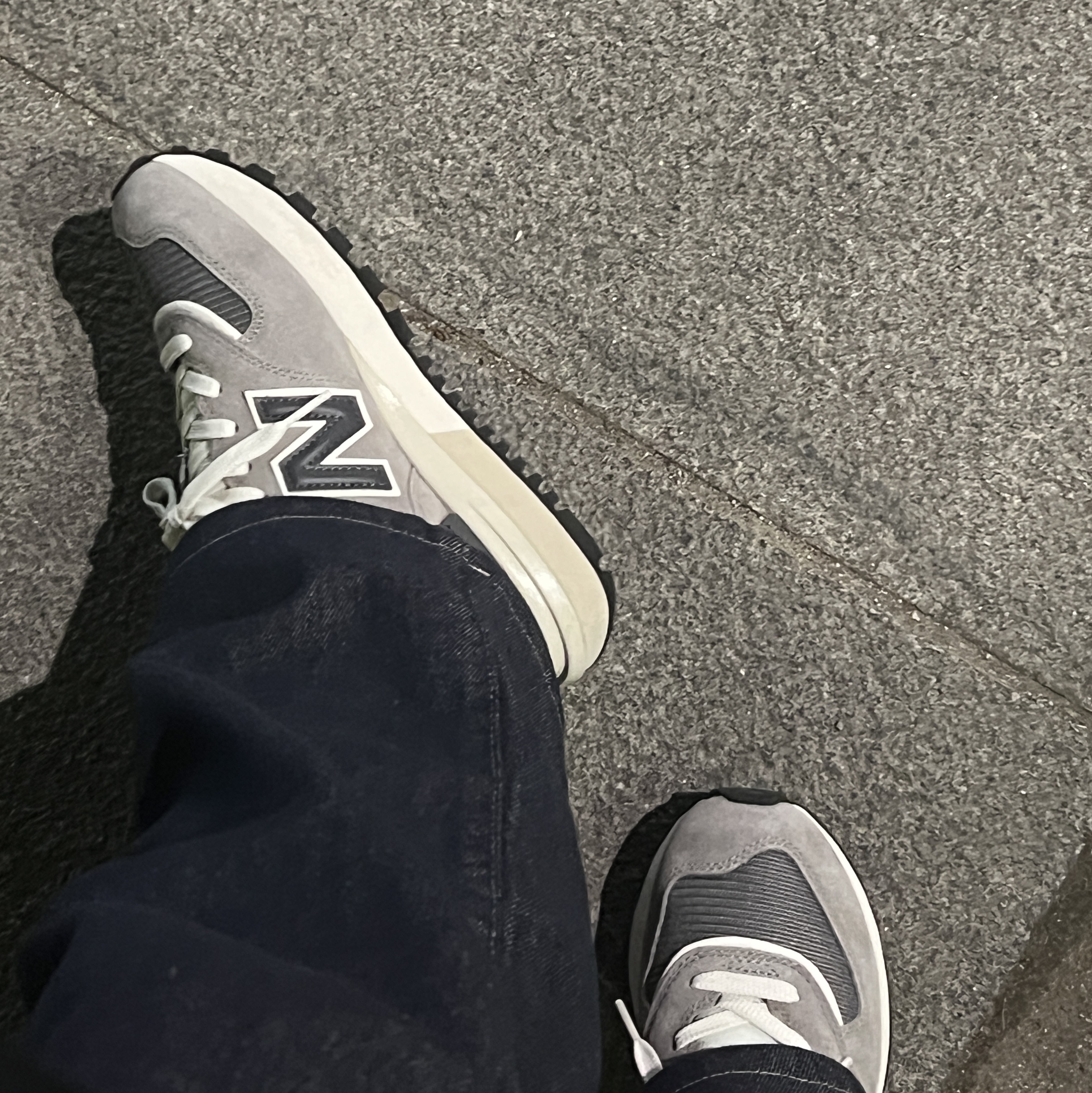 뉴발란스 574 레거시 그레이 착용 스타일