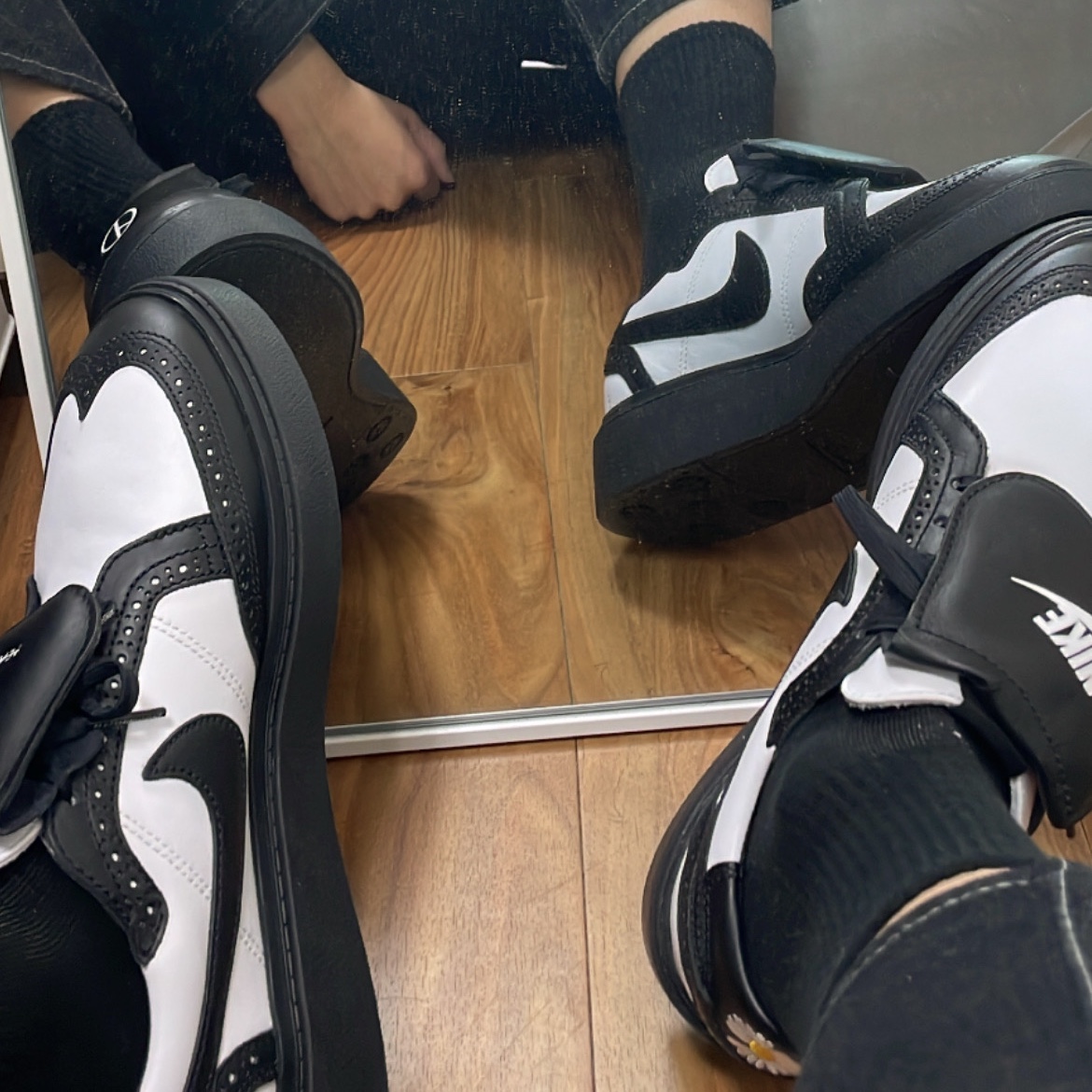 Nike x Peaceminusone Kwondo1 Black and White 착용 스타일 - 1