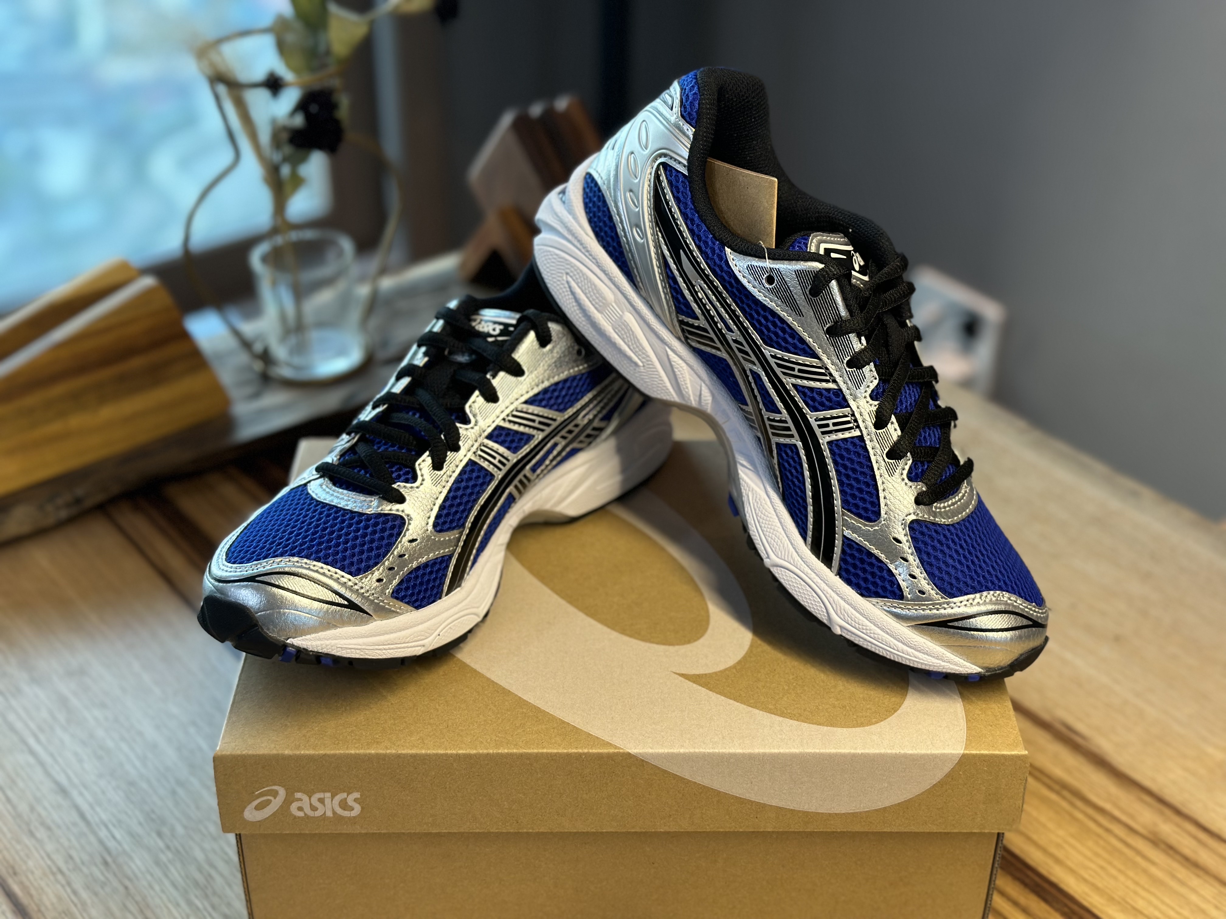 Asics Gel-Kayano 14 Monaco Blue Black 착용 스타일 - 1