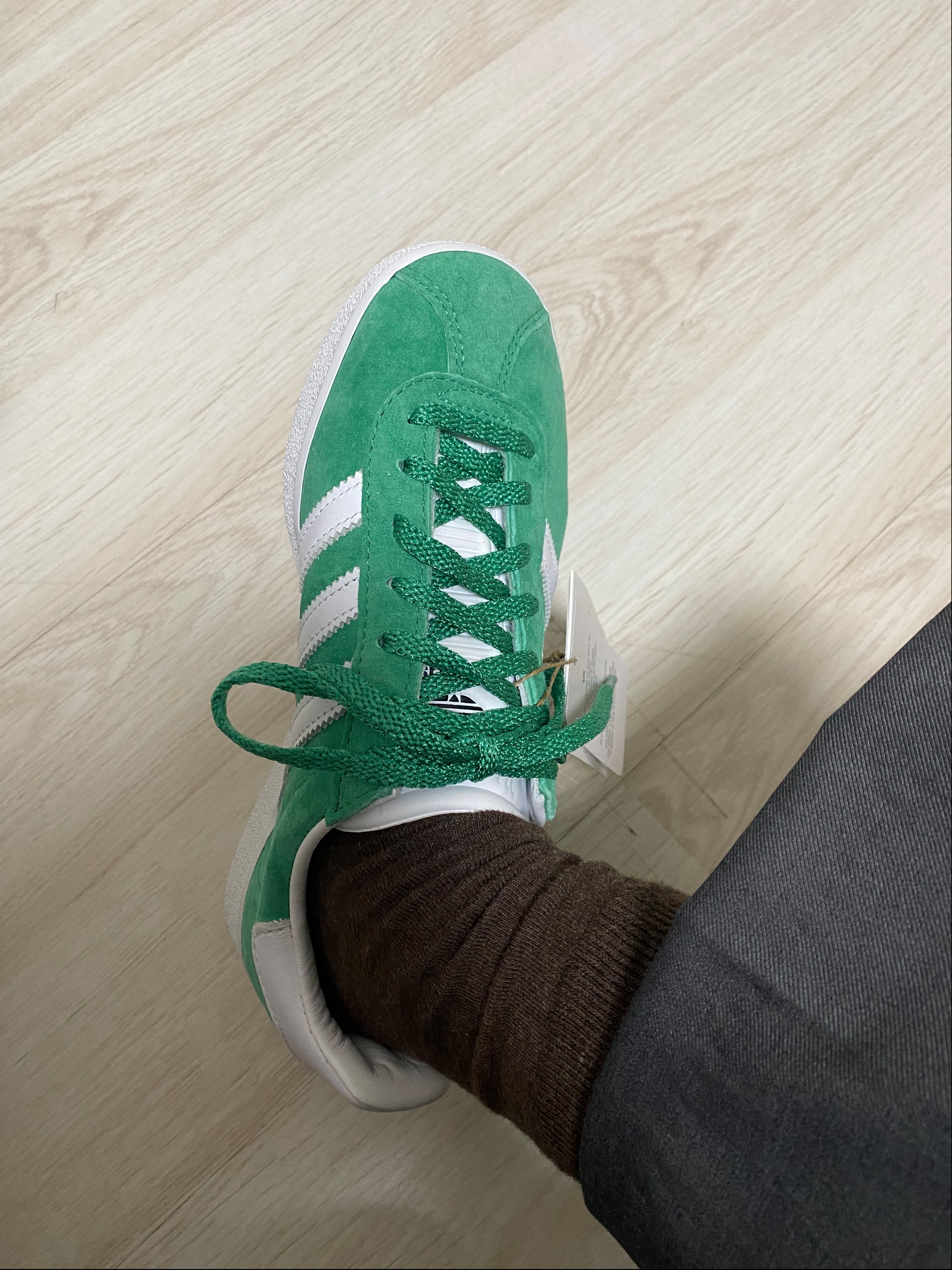 Adidas Gazelle 85 Semi Court Green 착용 스타일 - 4