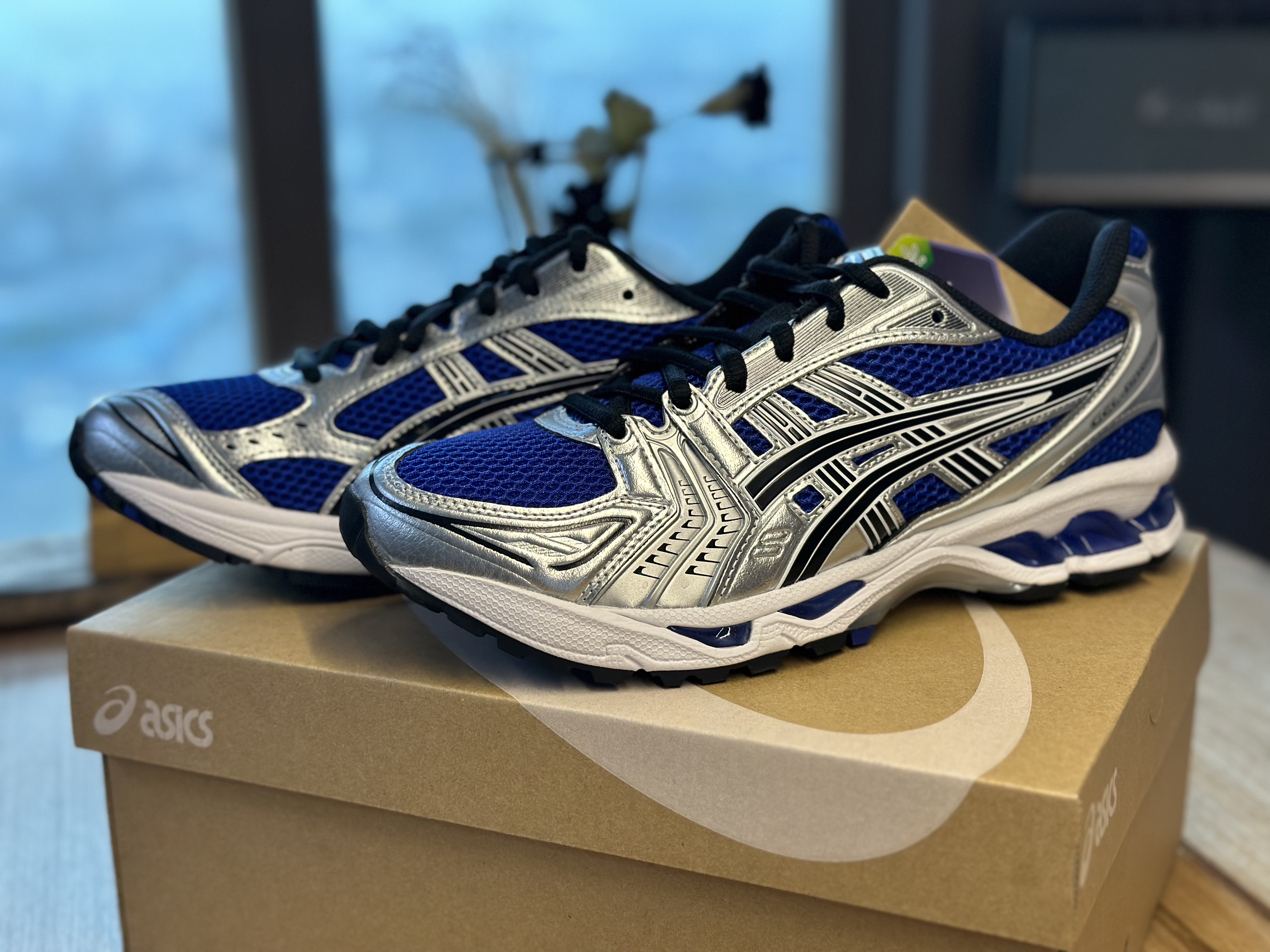 Asics Gel-Kayano 14 Monaco Blue Black 착용 스타일 - 2