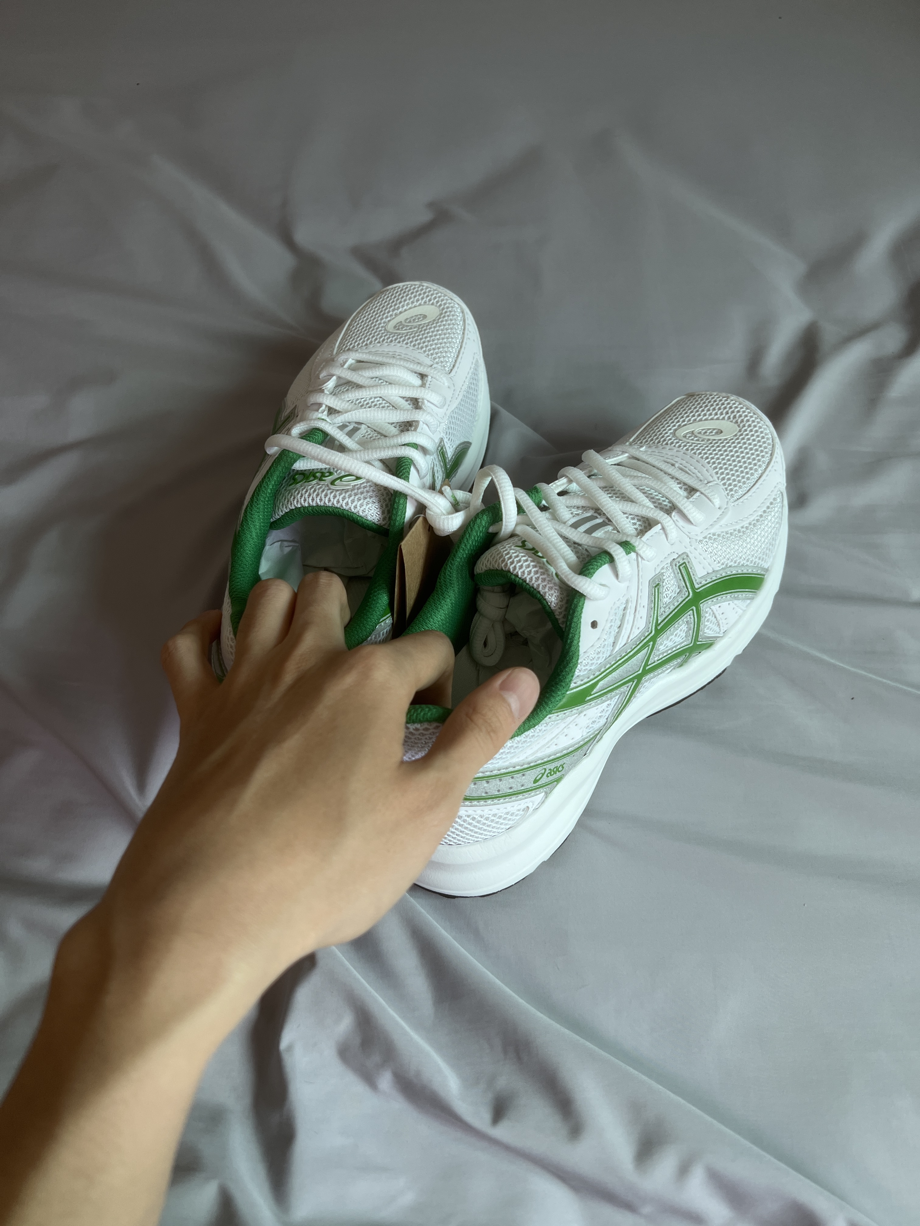 Asics Jog 100 S White Green - 2E Wide 착용 스타일 - 2