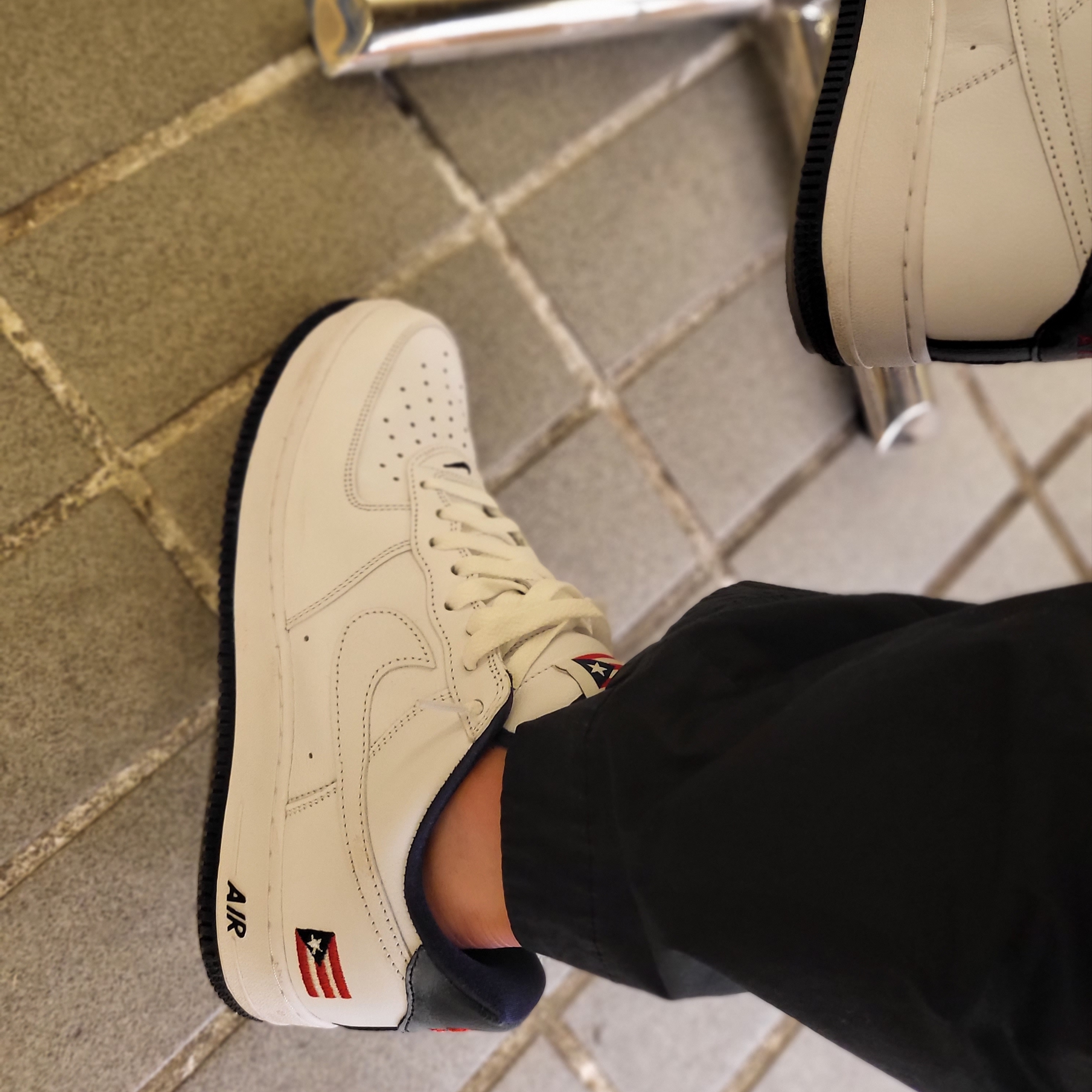 Nike Air Force 1 Low Retro Puerto Rico 2020 착용 스타일 - 1