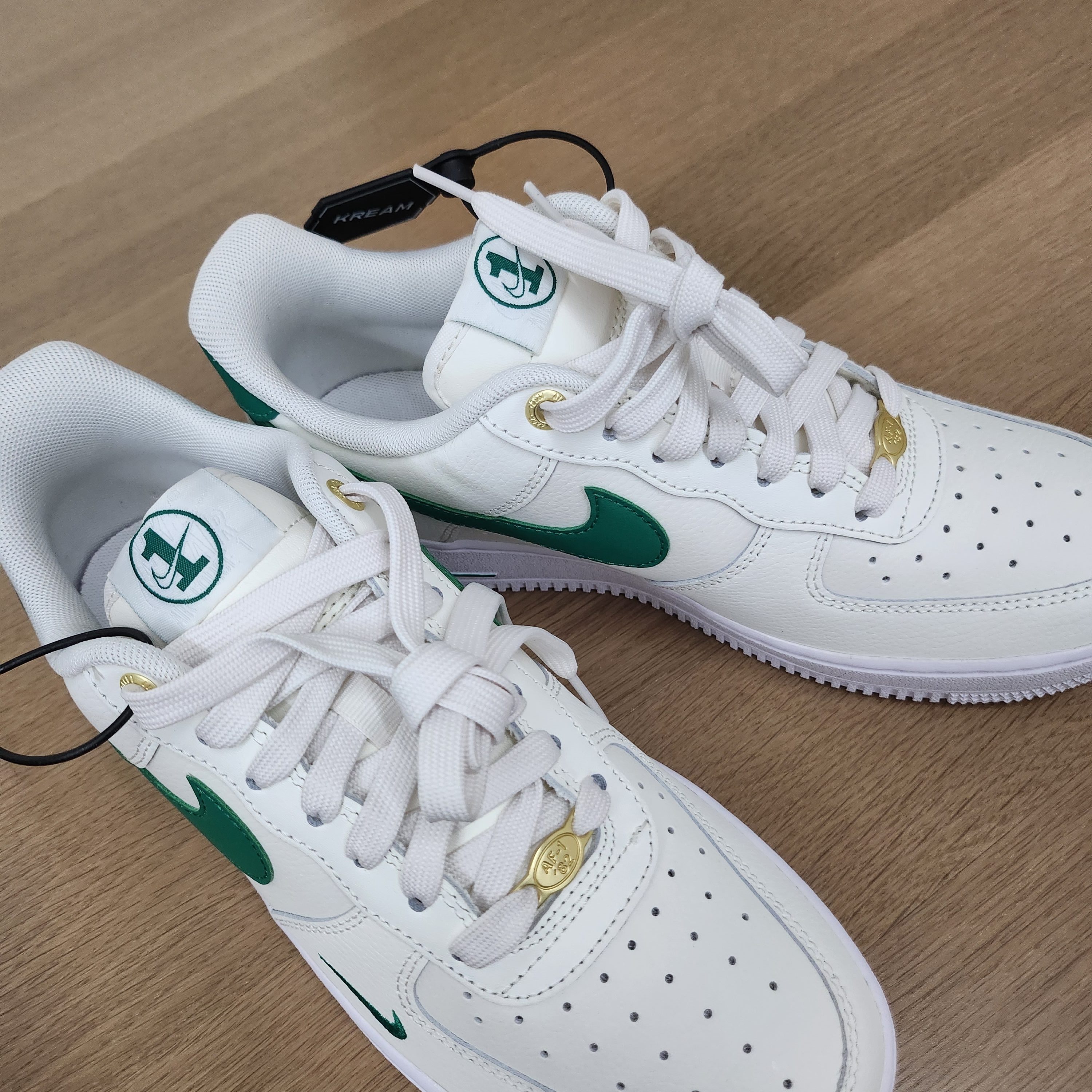 (W) Nike Air Force 1 '07 SE 40th Anniversary Join Forces Sail Malachite 착용 스타일