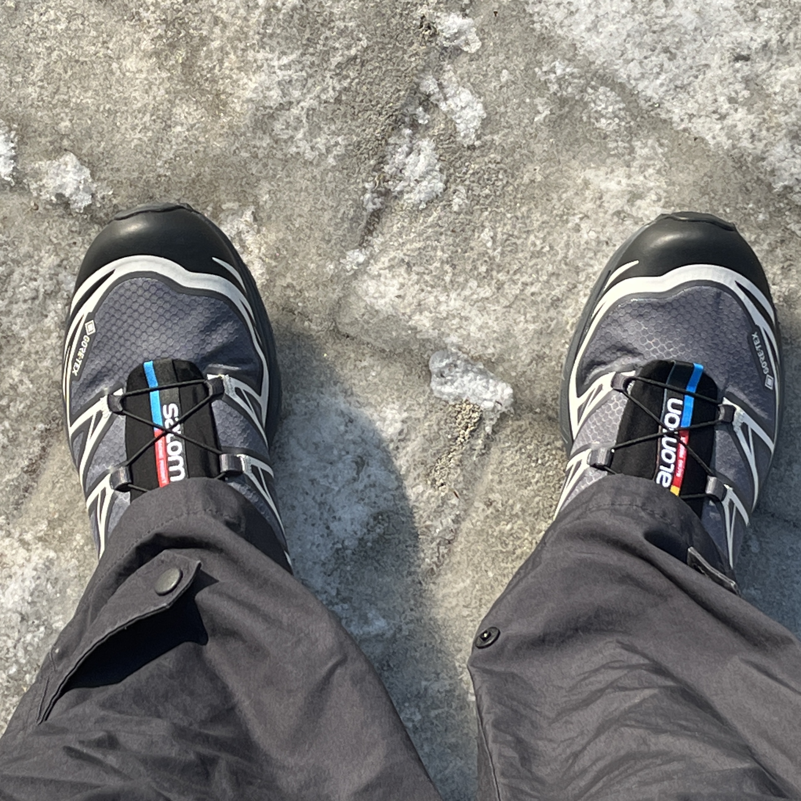 Salomon XT-6 Gore-Tex Black Ebony 착용 스타일