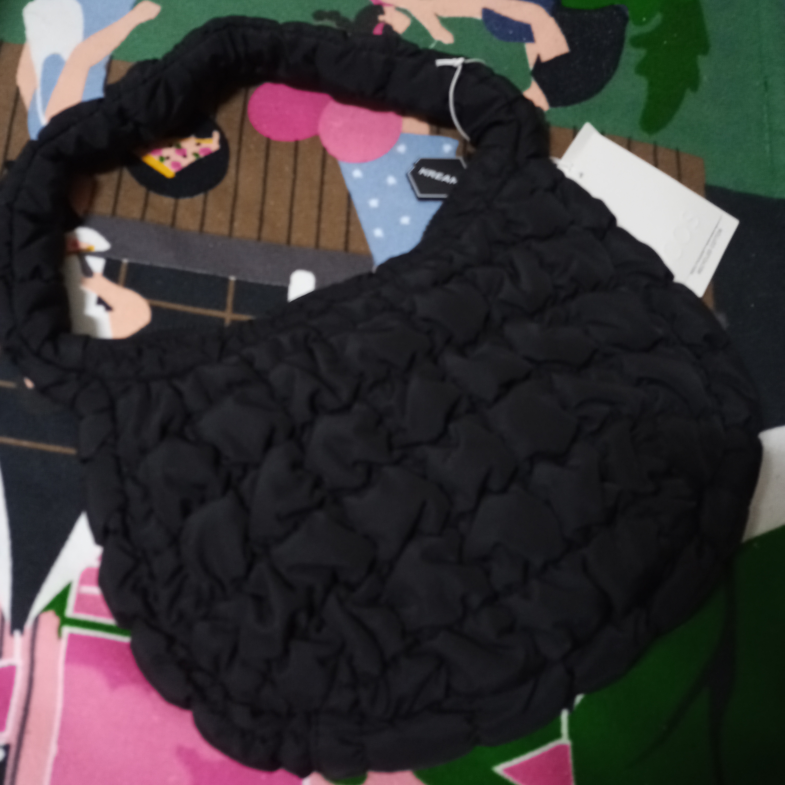 COS Quilted Mini Bag Black 착용 스타일 - 1