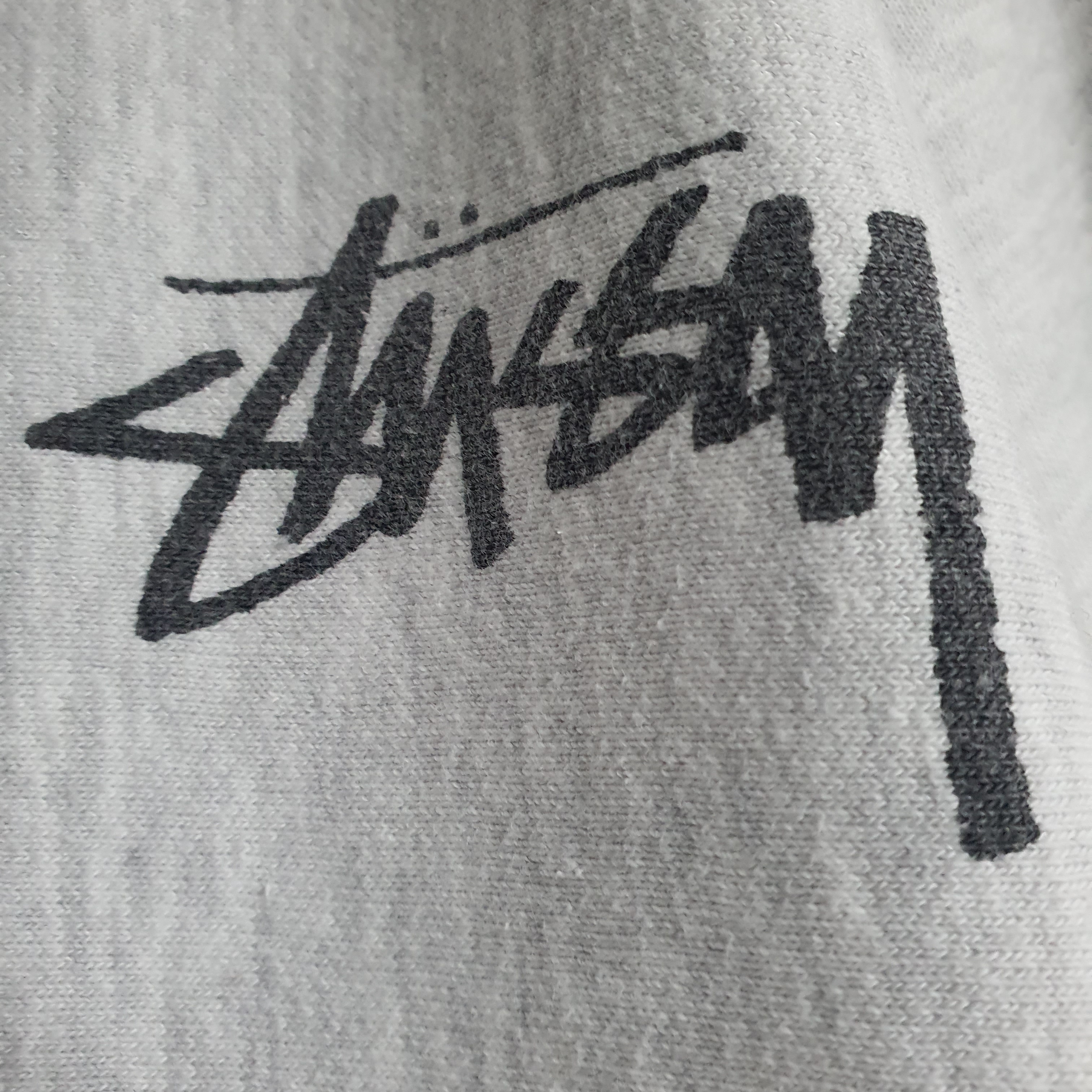 Stussy Shattered Zip Hoodie Ash Heather 착용 스타일 - 4