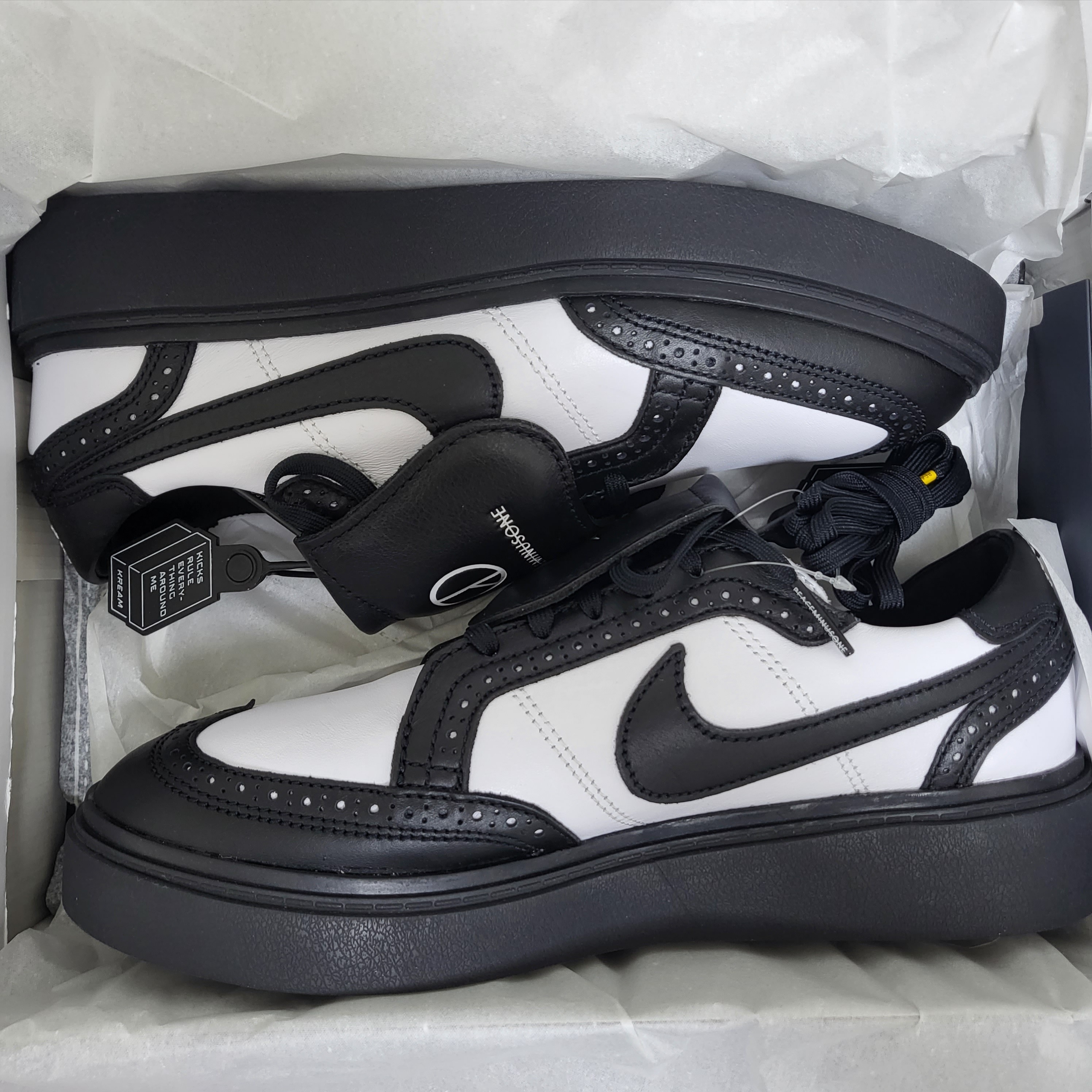 Nike x Peaceminusone Kwondo1 Black and White 착용 스타일 - 2
