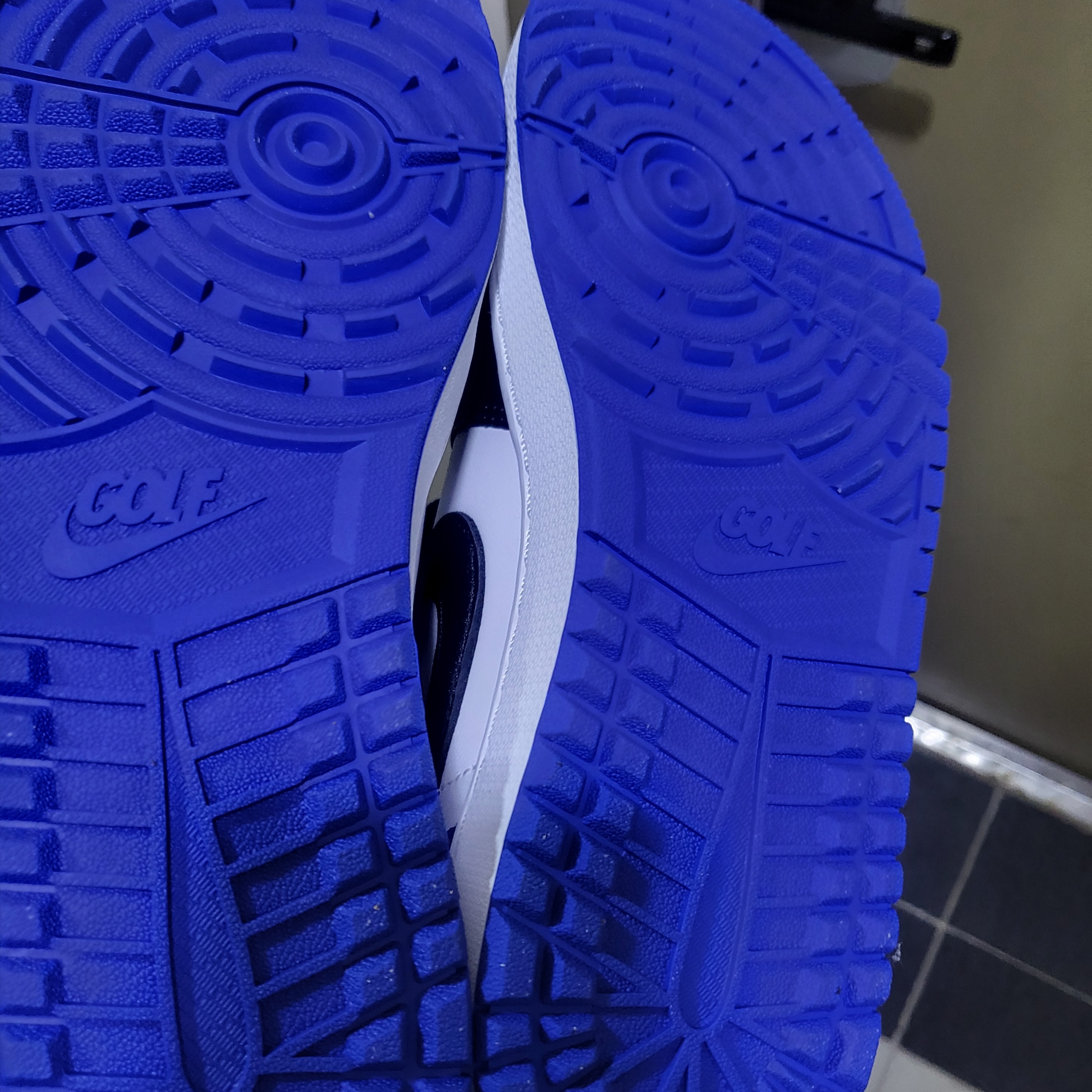 Jordan 1 Low Golf Sport Royal 착용 스타일 - 3