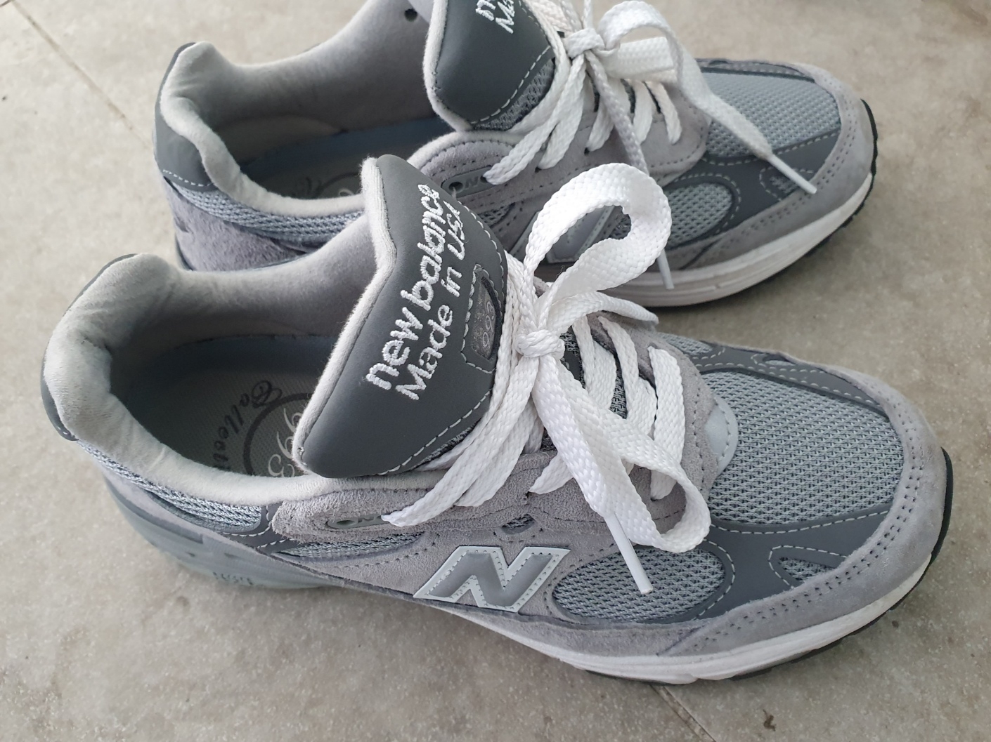 (W) New Balance 993 Made in USA Grey - B Standard 착용 스타일