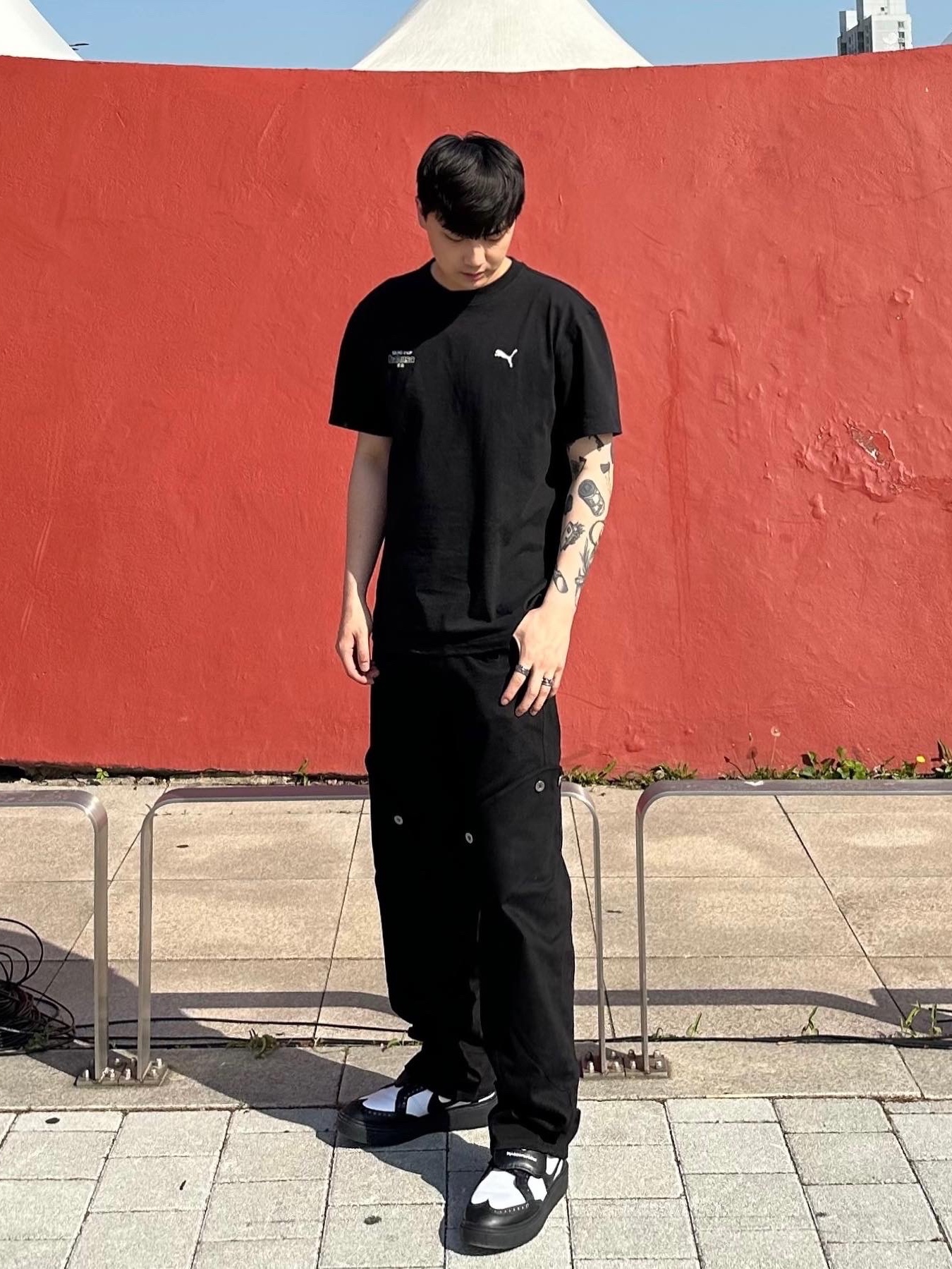 Nike x Peaceminusone Kwondo1 Black and White 착용 스타일