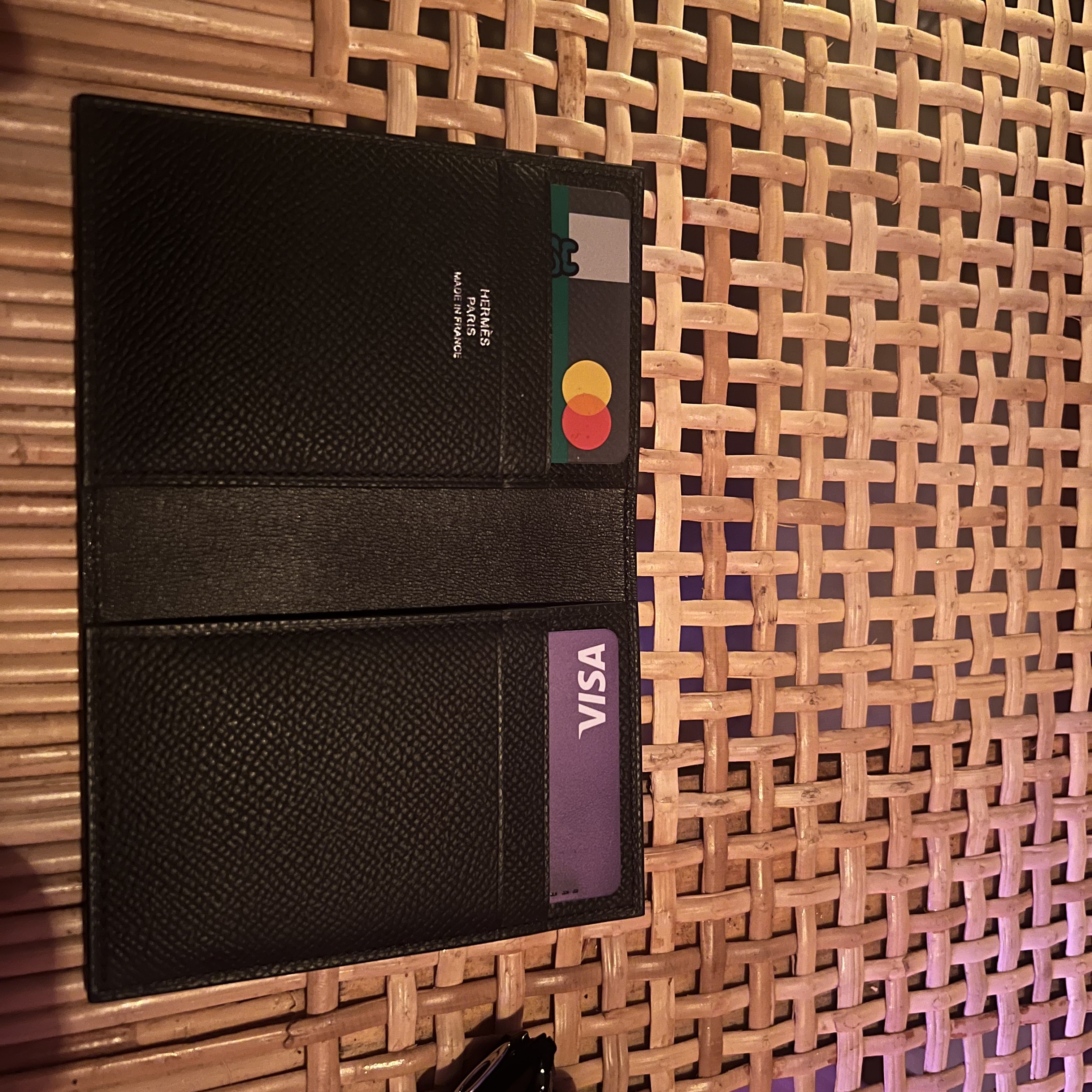 Hermes MC² Euclide Card Holder Epsom & Noir 착용 스타일