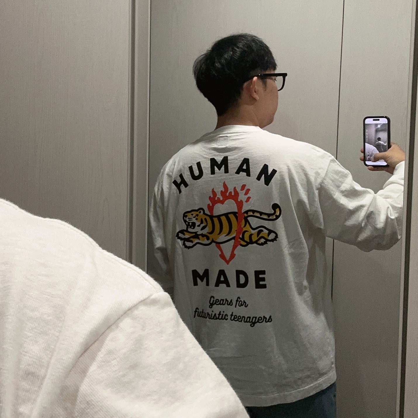 Human Made Graphic L/S T-Shirt #3 White, Gentle Monster x Maison Margiela MM010 Clear Black 착용 스타일