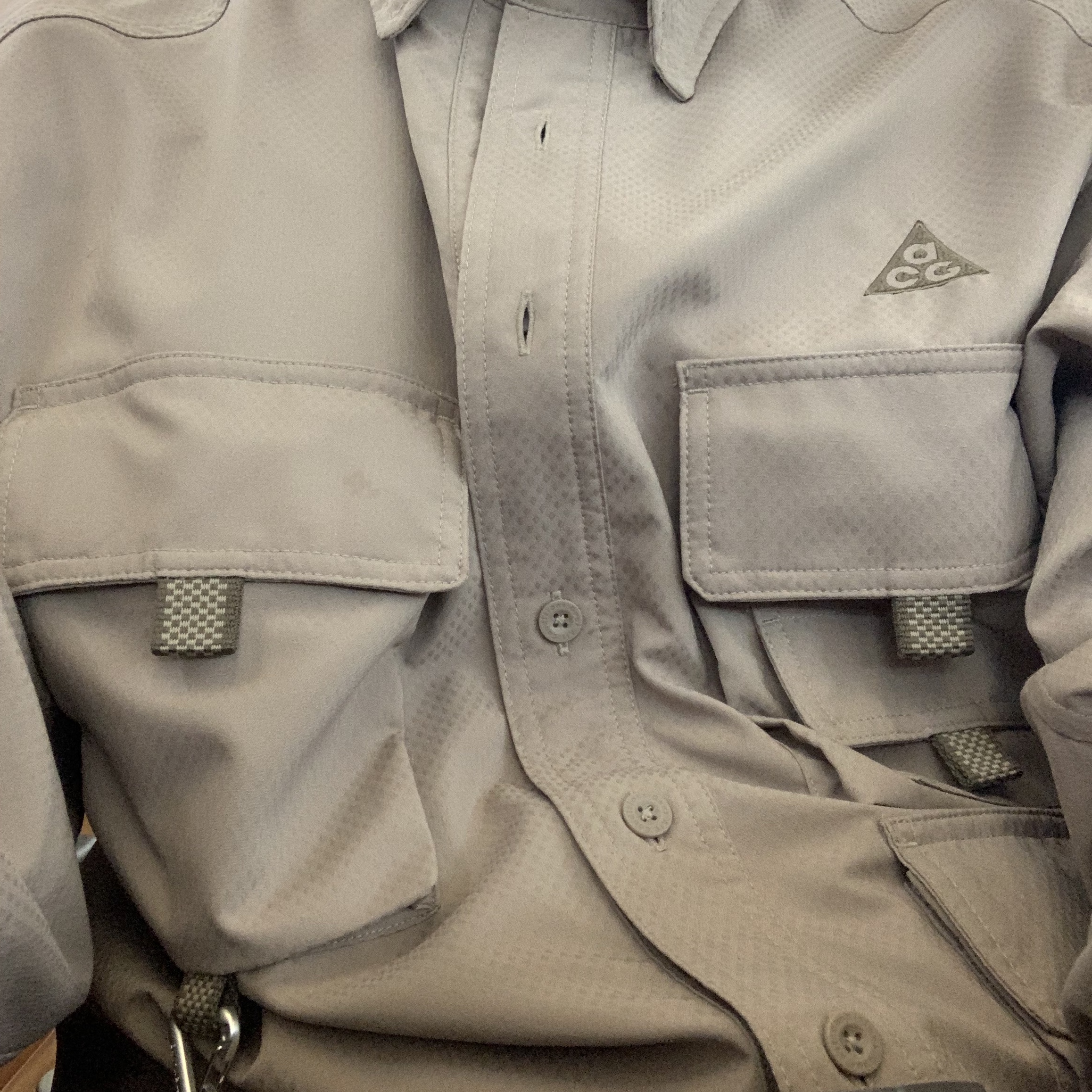 Nike ACG Devastation Trail Work Shirt Moon Fossil - US/EU 착용 스타일