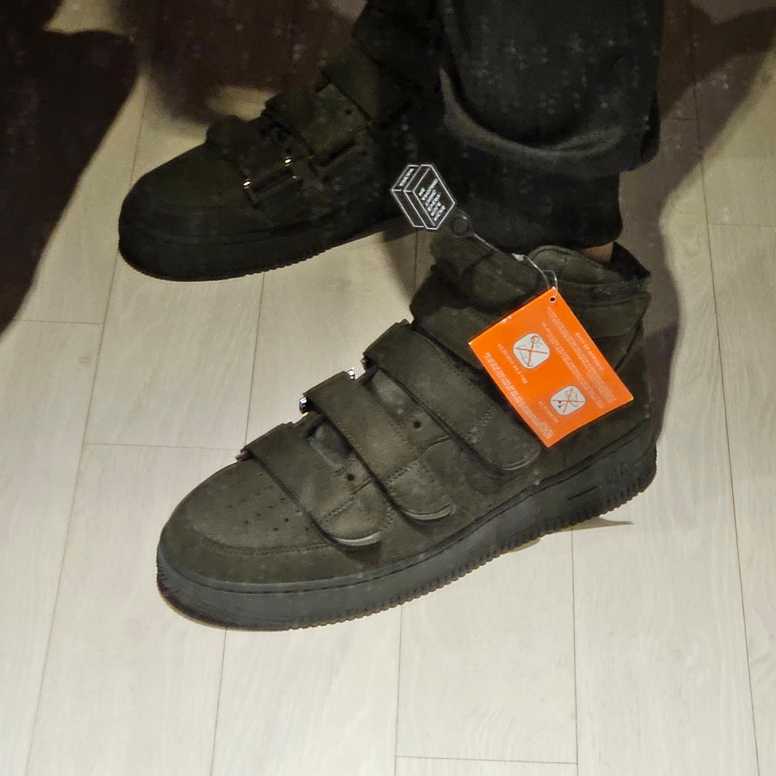 Nike x Billie Eilish Air Force 1 High '07 SP Sequoia 착용 스타일