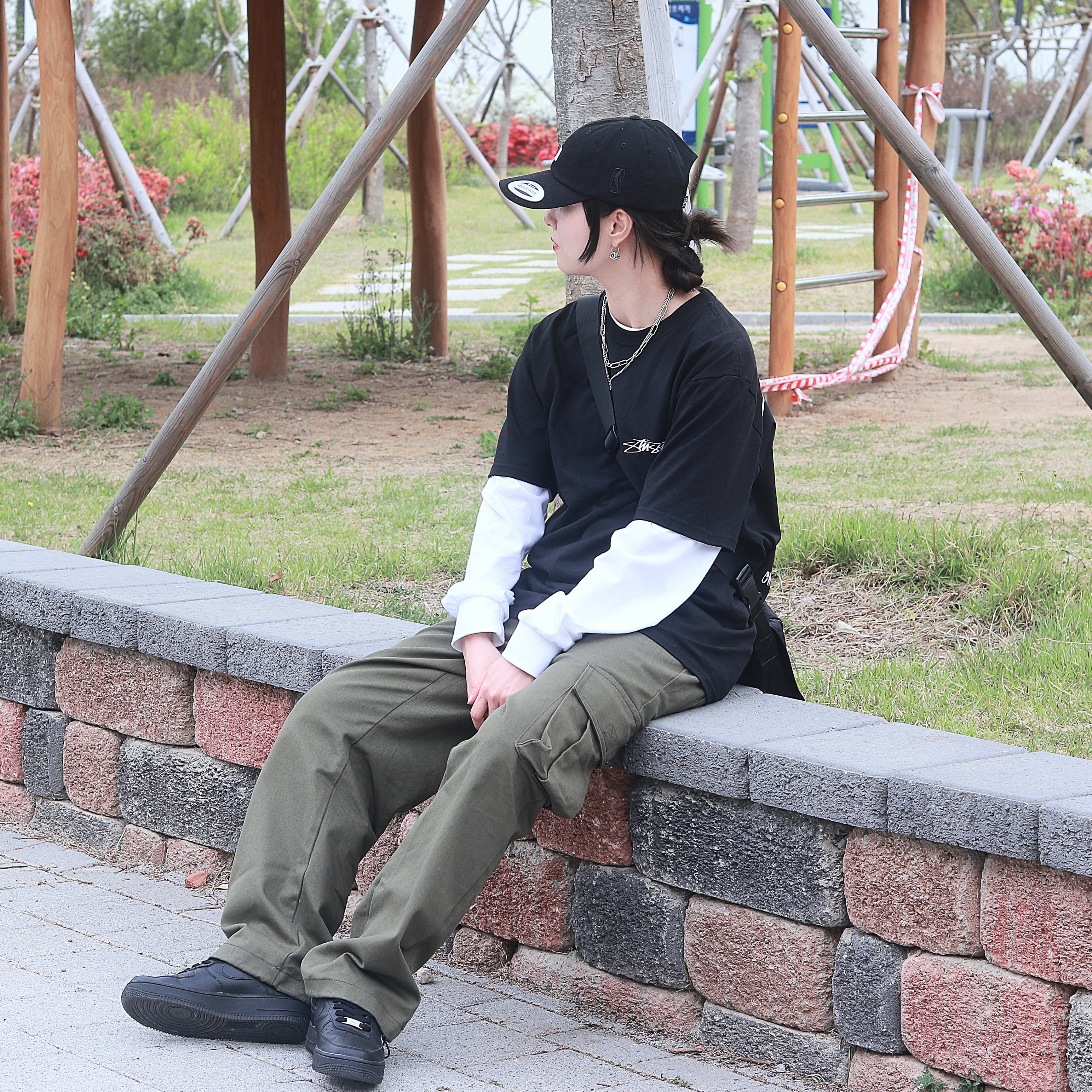 Nike Air Force 1 '07 Low Triple Black, (W) Nike Air Force 1 '07 Low Triple Black 착용 스타일