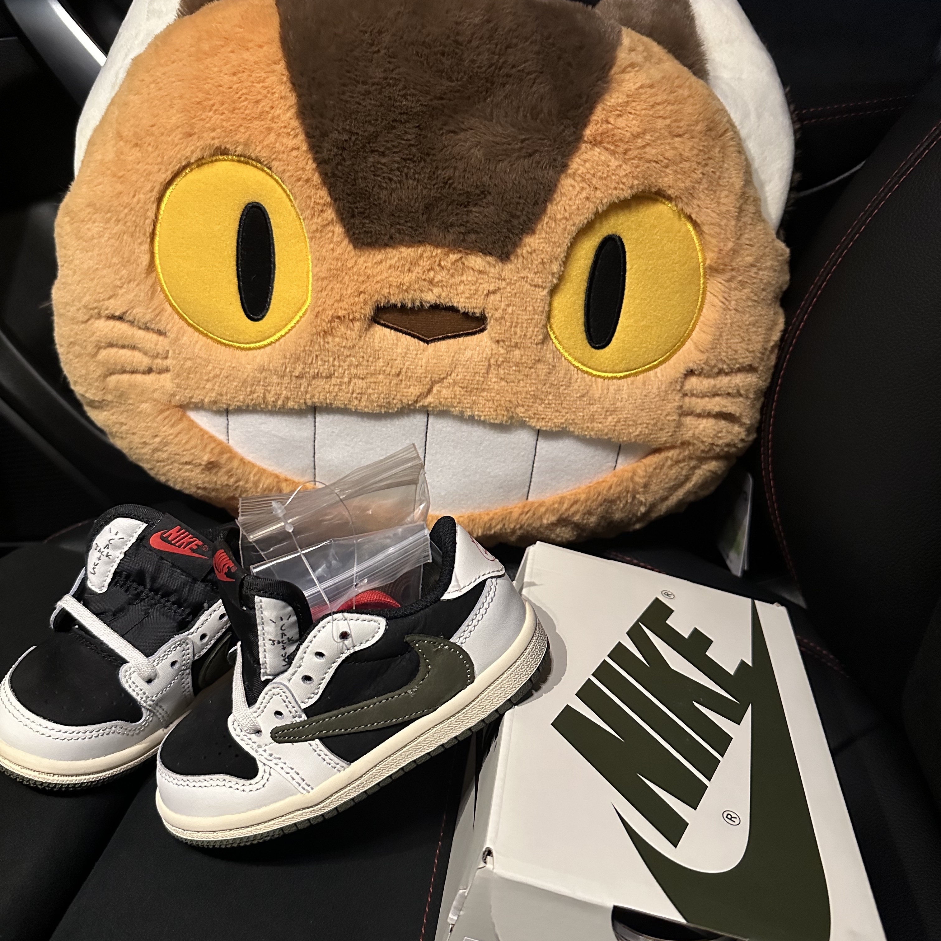 (TD) Jordan 1 x Travis Scott Retro Low OG SP Medium Olive 착용 스타일