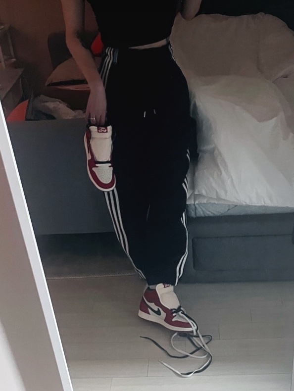 (GS) Jordan 1 Retro High OG Chicago 2022 착용 스타일 - 2