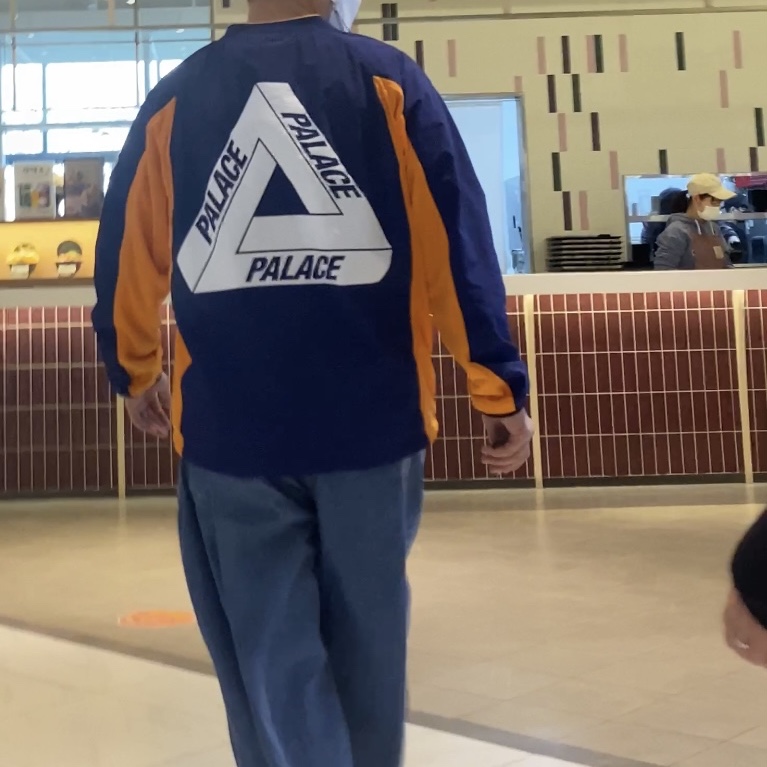 Zara x Ader Error Barrel Leg Jeans Blue, Palace Shell Pullover Jacket Navy - 22SS 착용 스타일