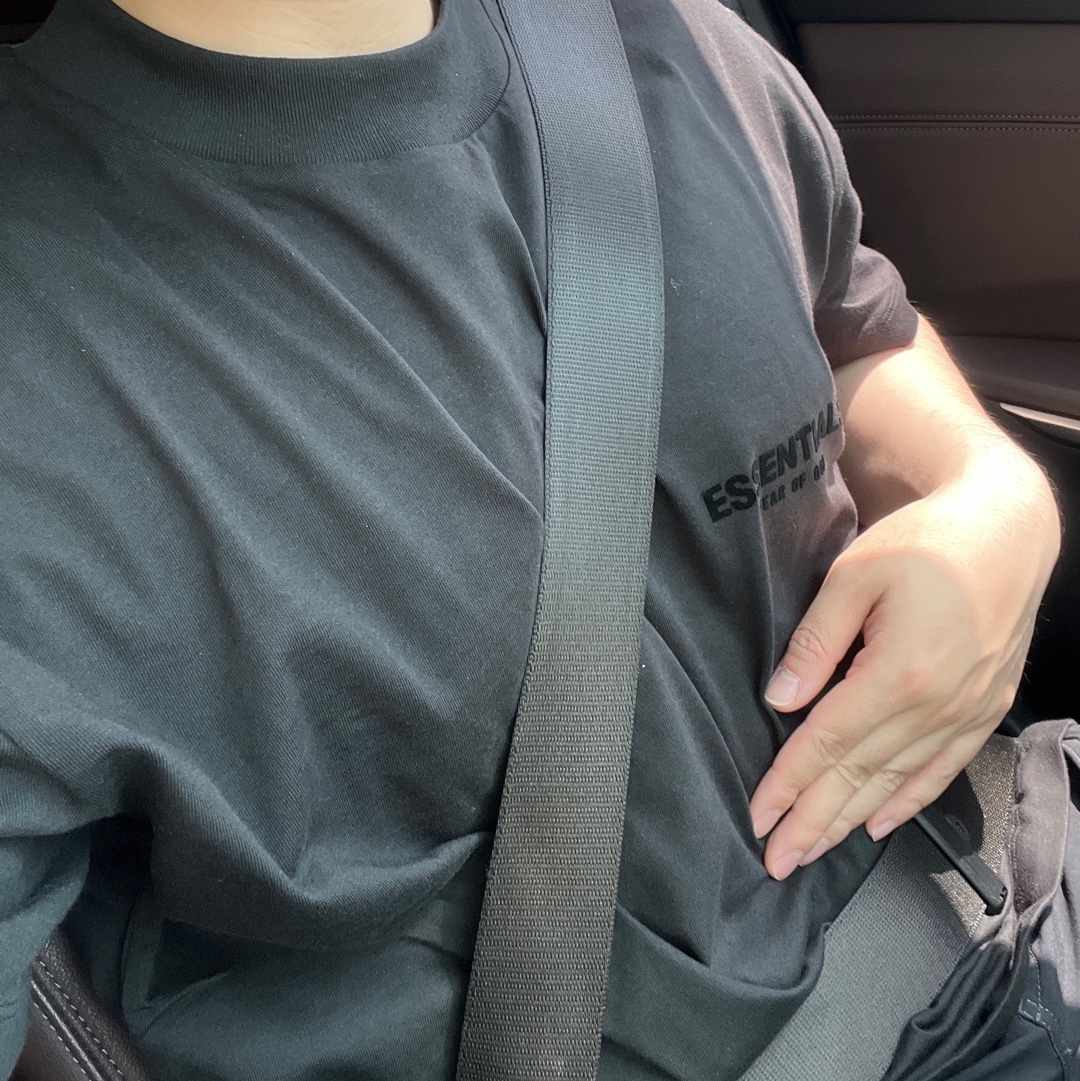 Essentials The Core Collection T-Shirt Stretch Limo, Nike ACG Smith Summit Cargo Pants Black - Asia 착용 스타일