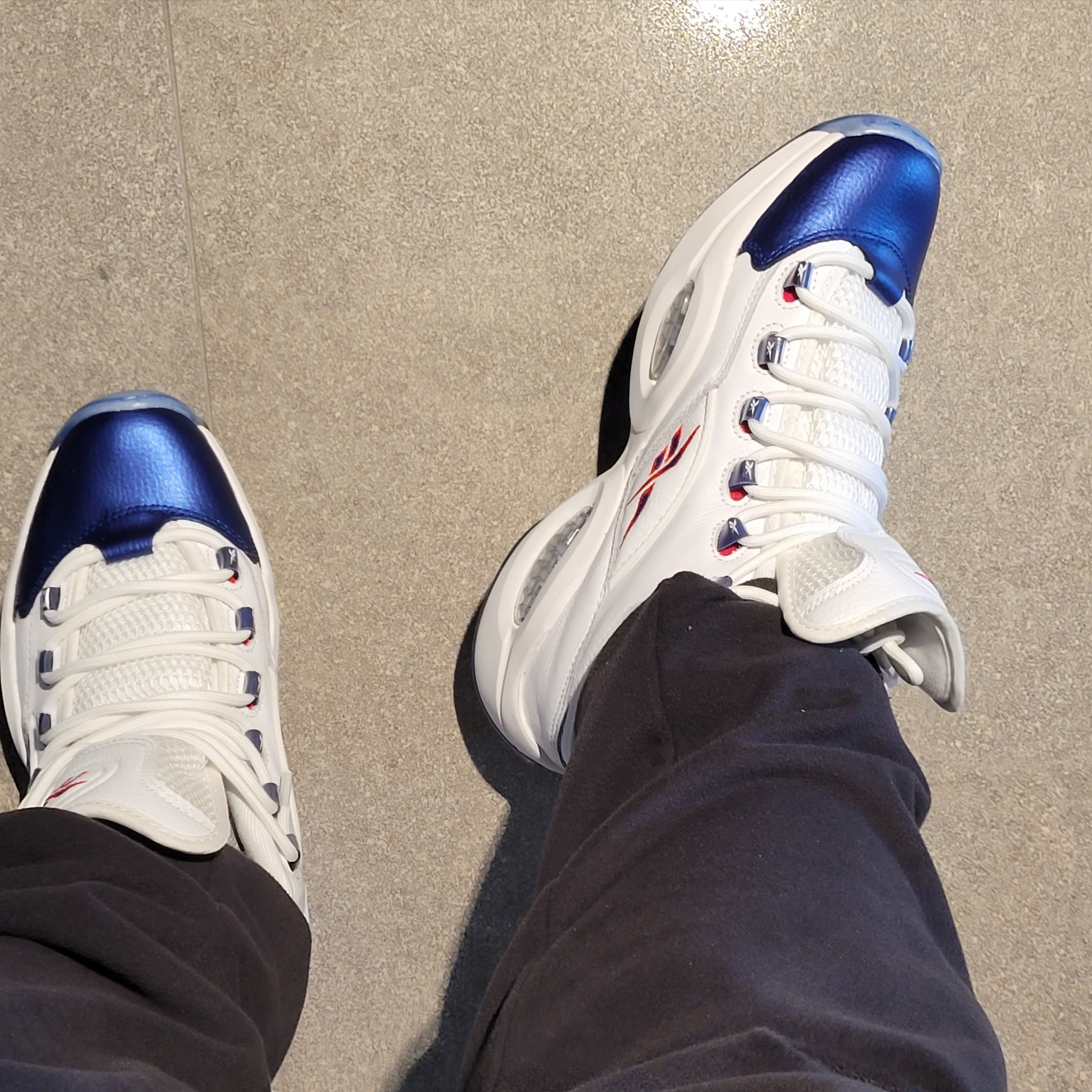 Reebok Question Mid Double Cross 착용 스타일