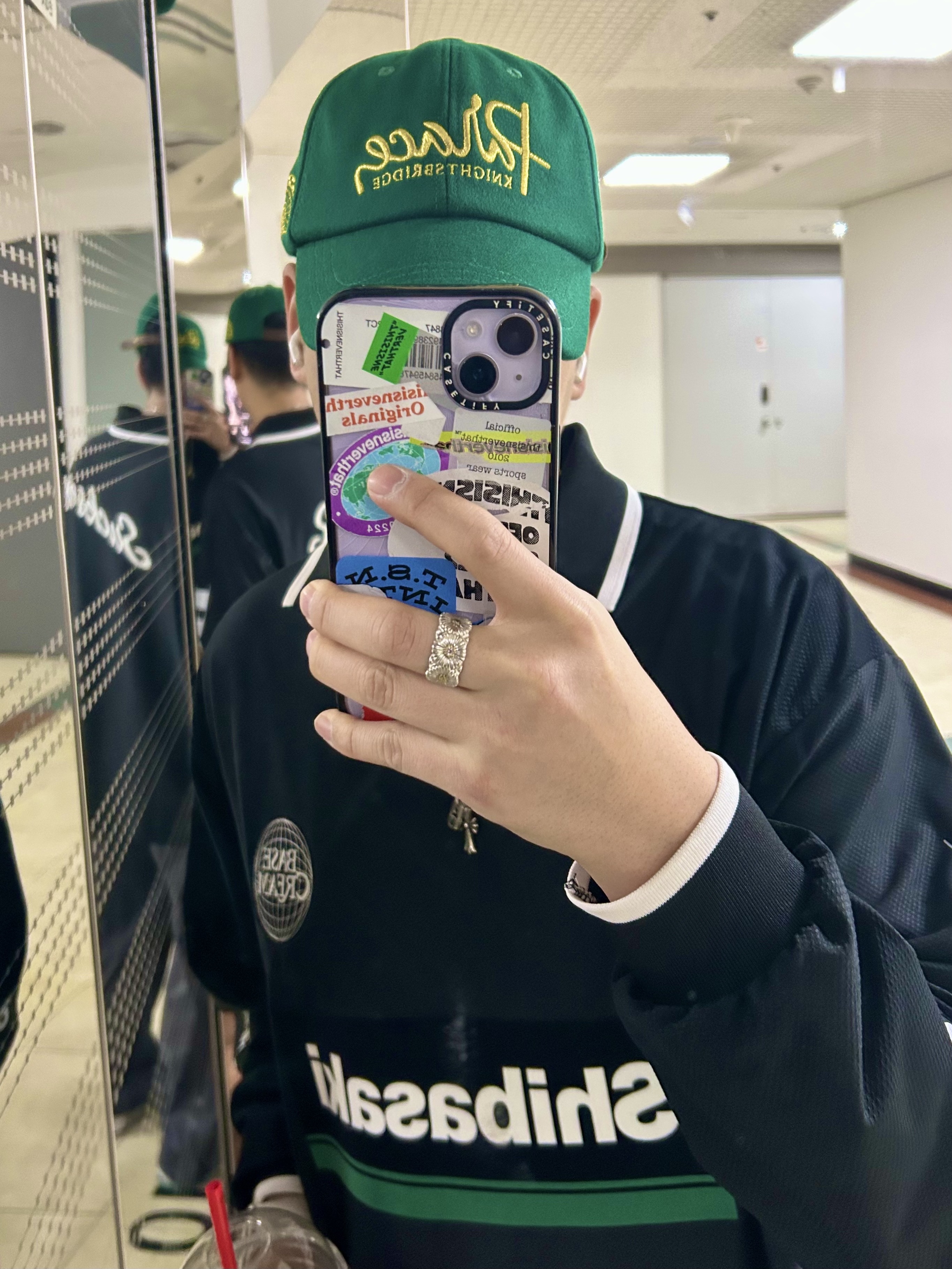 New Balance x Aime Leon Dore 860v2 Green, Palace x Harrods Embroidered Logo Baseball Cap Green - 21FW 착용 스타일 - 3