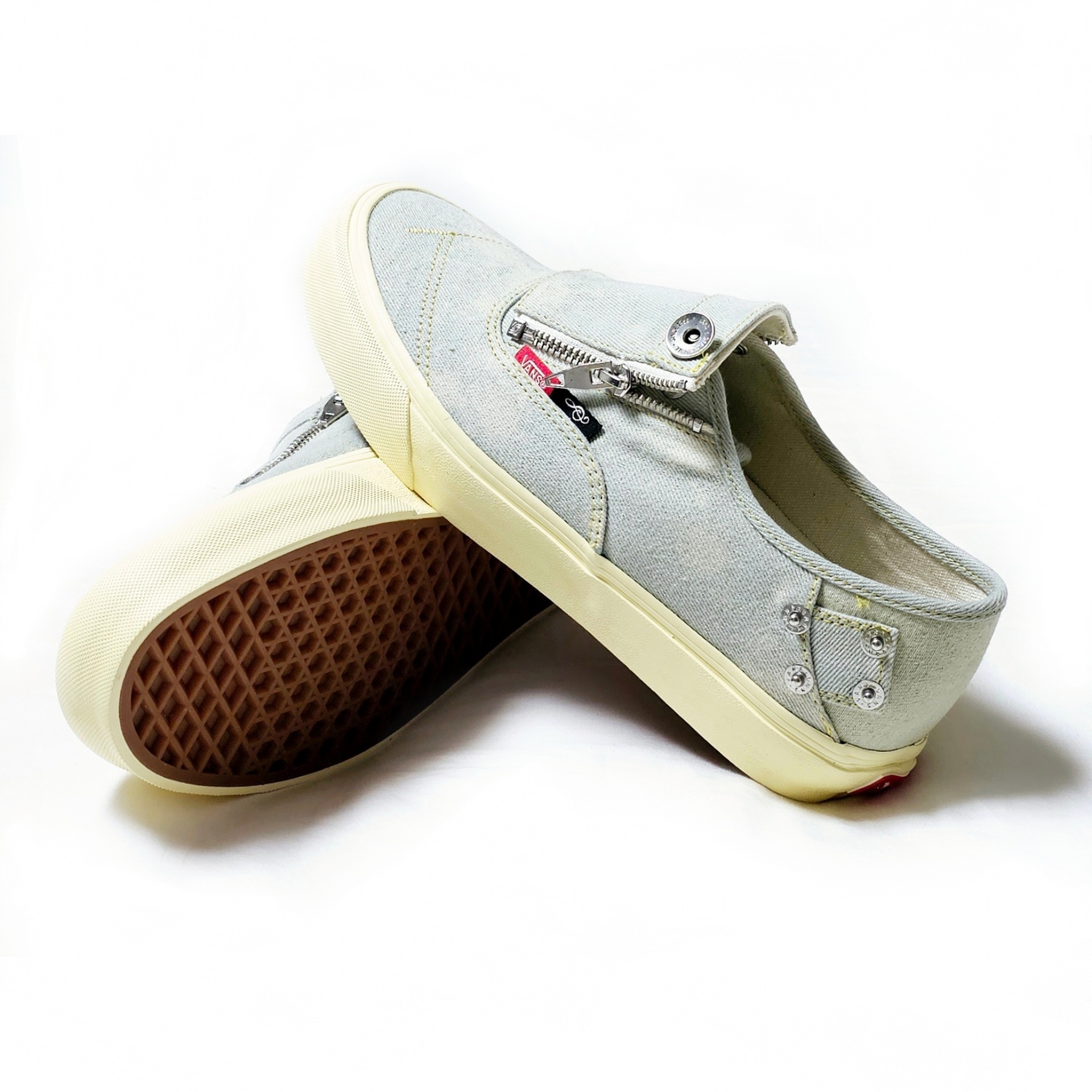 Vans Vault x Shane Gonzales Authentic Zip Denim 착용 스타일 - 3