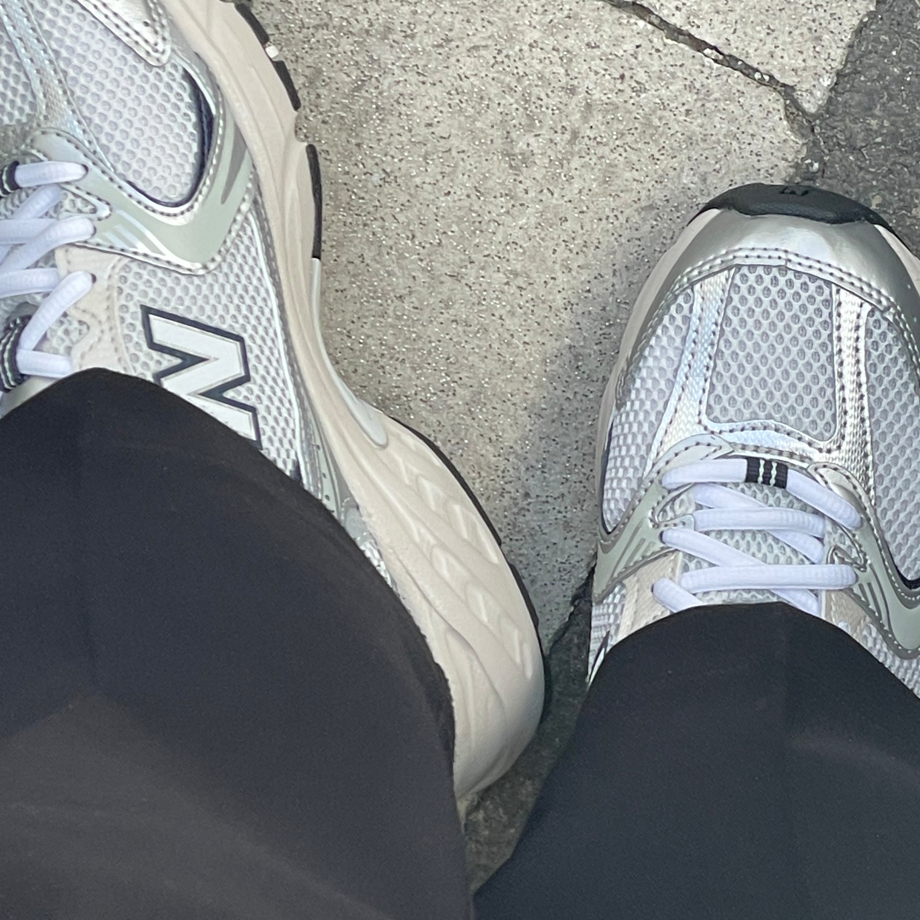 New Balance 530 Steel Grey 착용 스타일