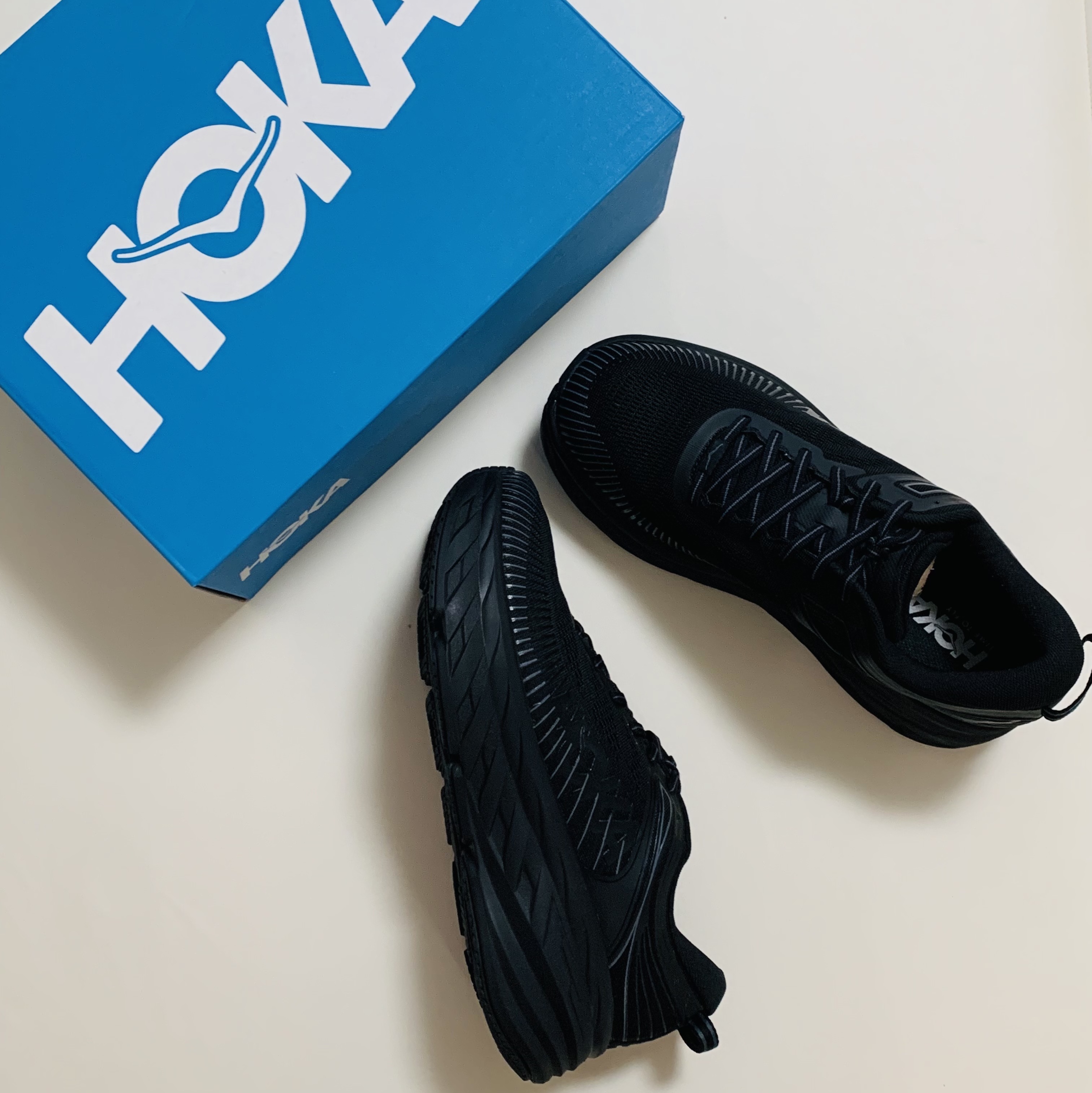 Hoka Bondi 7 Black - Wide 착용 스타일