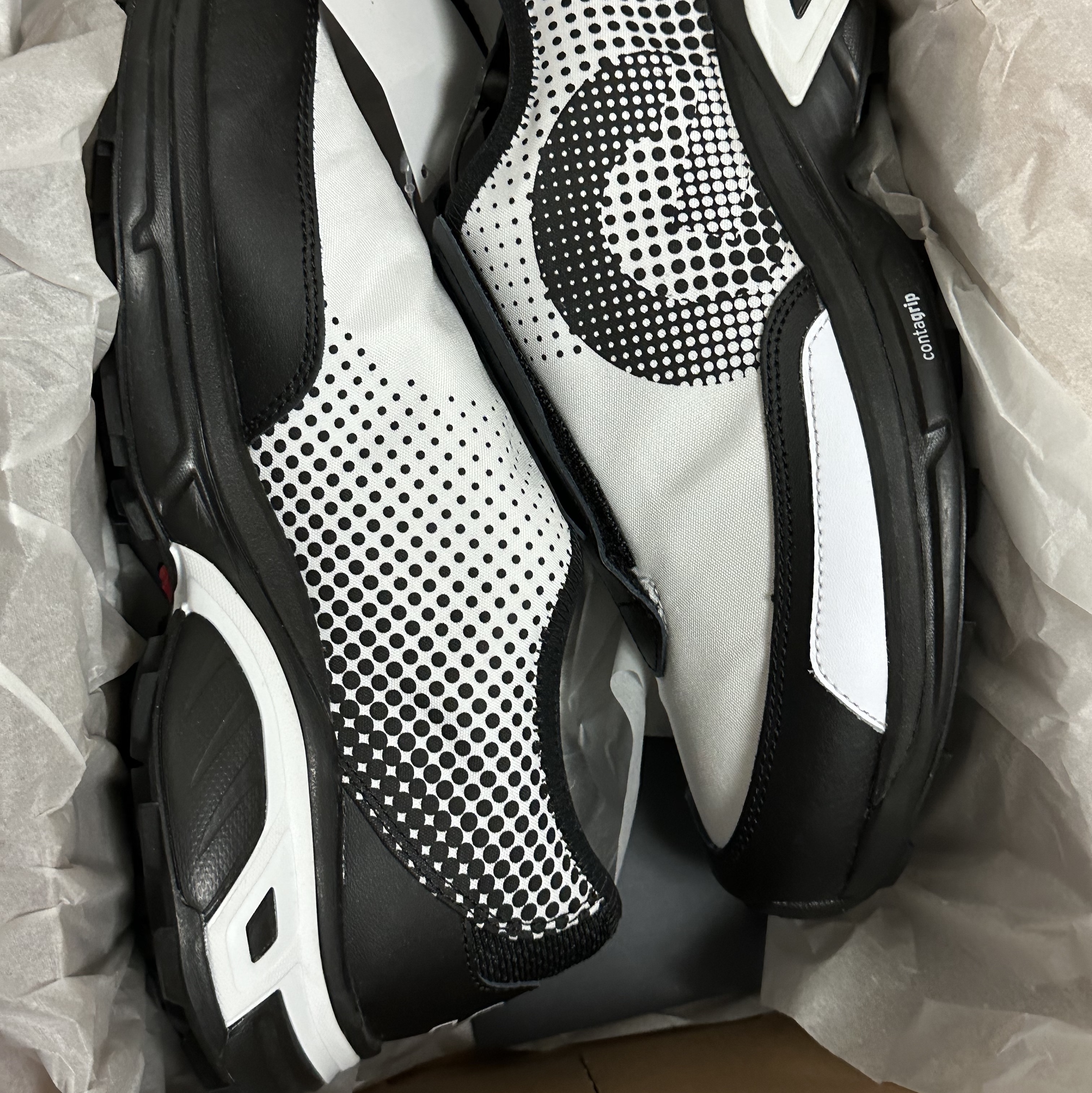 Salomon x Comme des Garcons Homme Plus SR901E White Black 착용 스타일