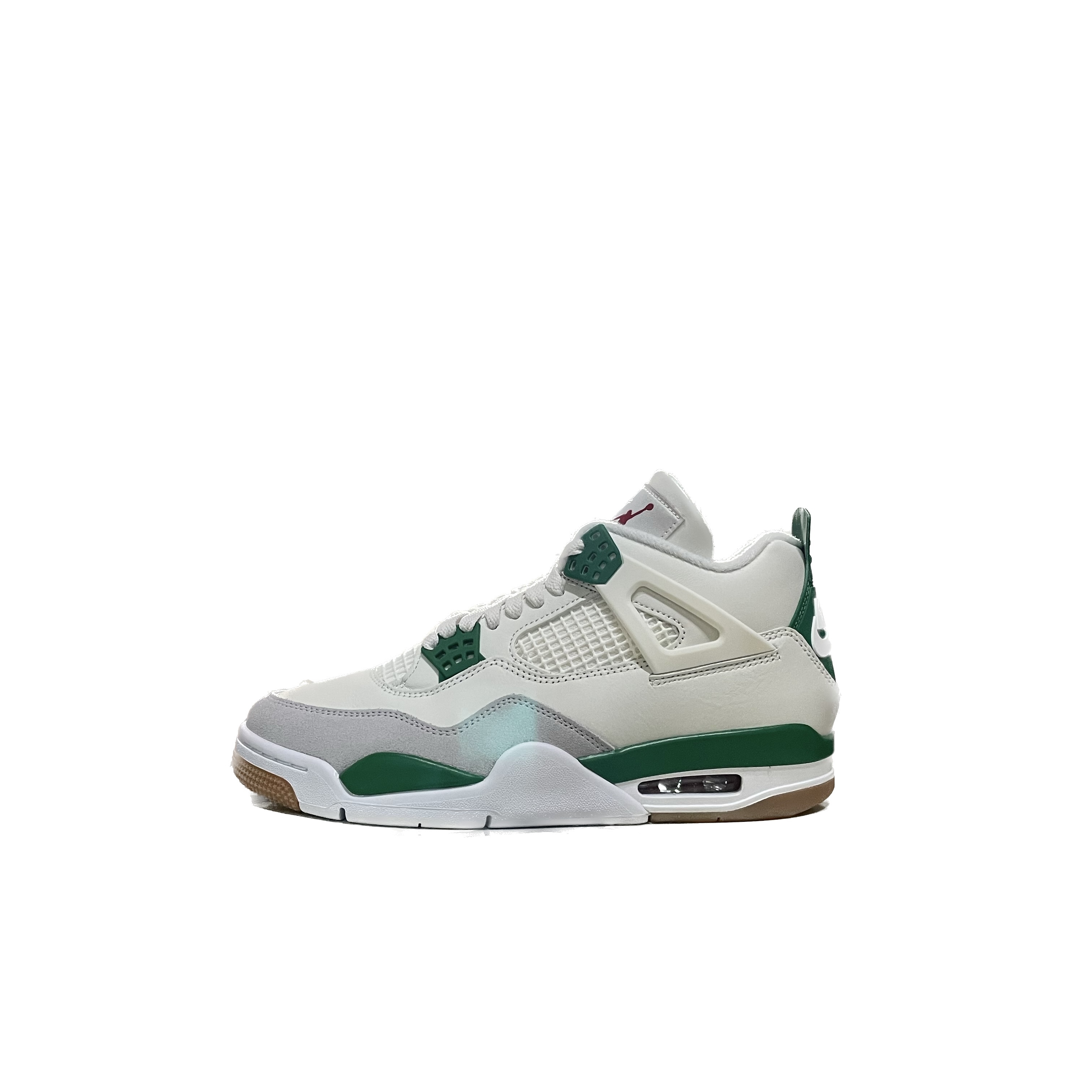 Jordan 4 x Nike SB Retro SP Pine Green 착용 스타일
