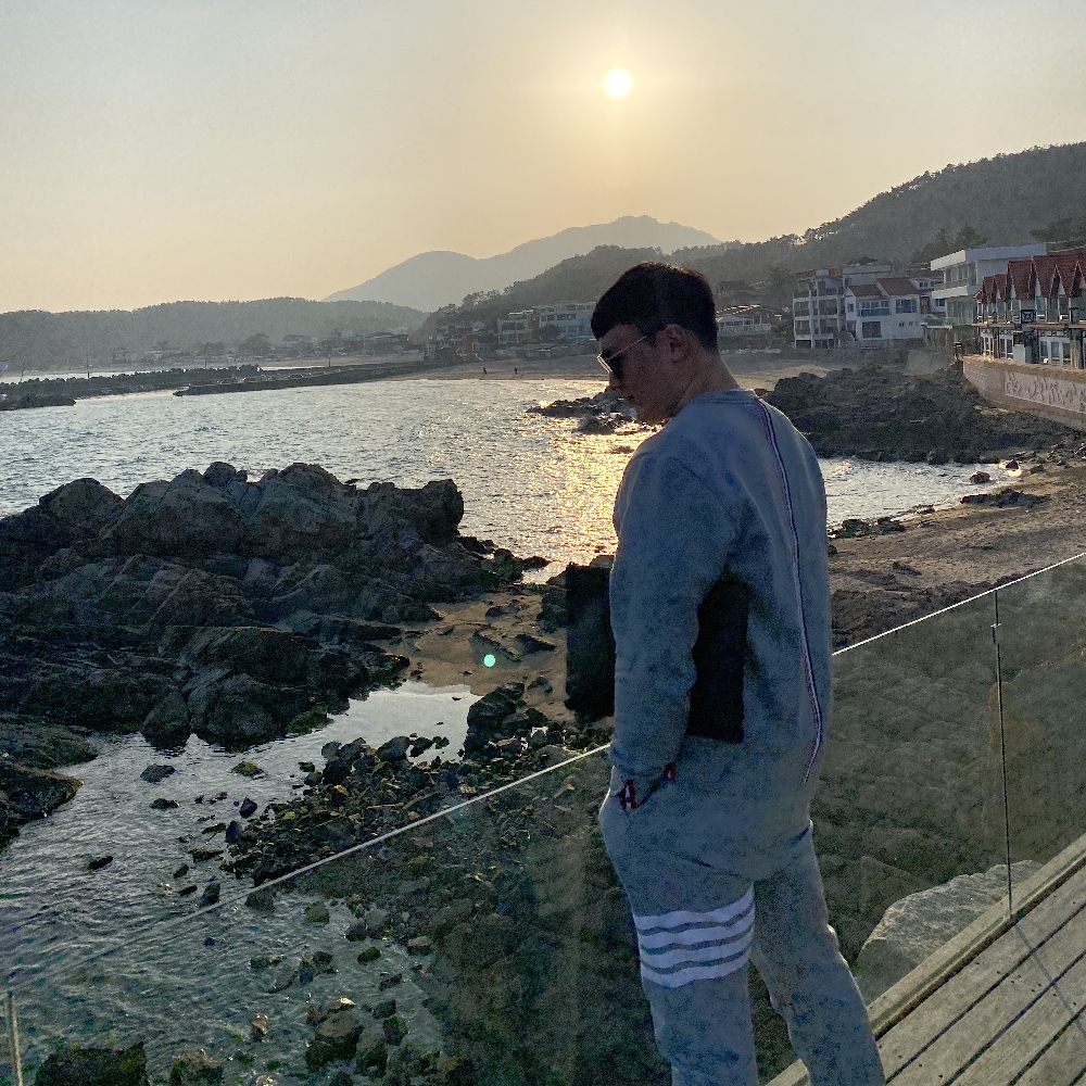 KREAM 프로필 이미지