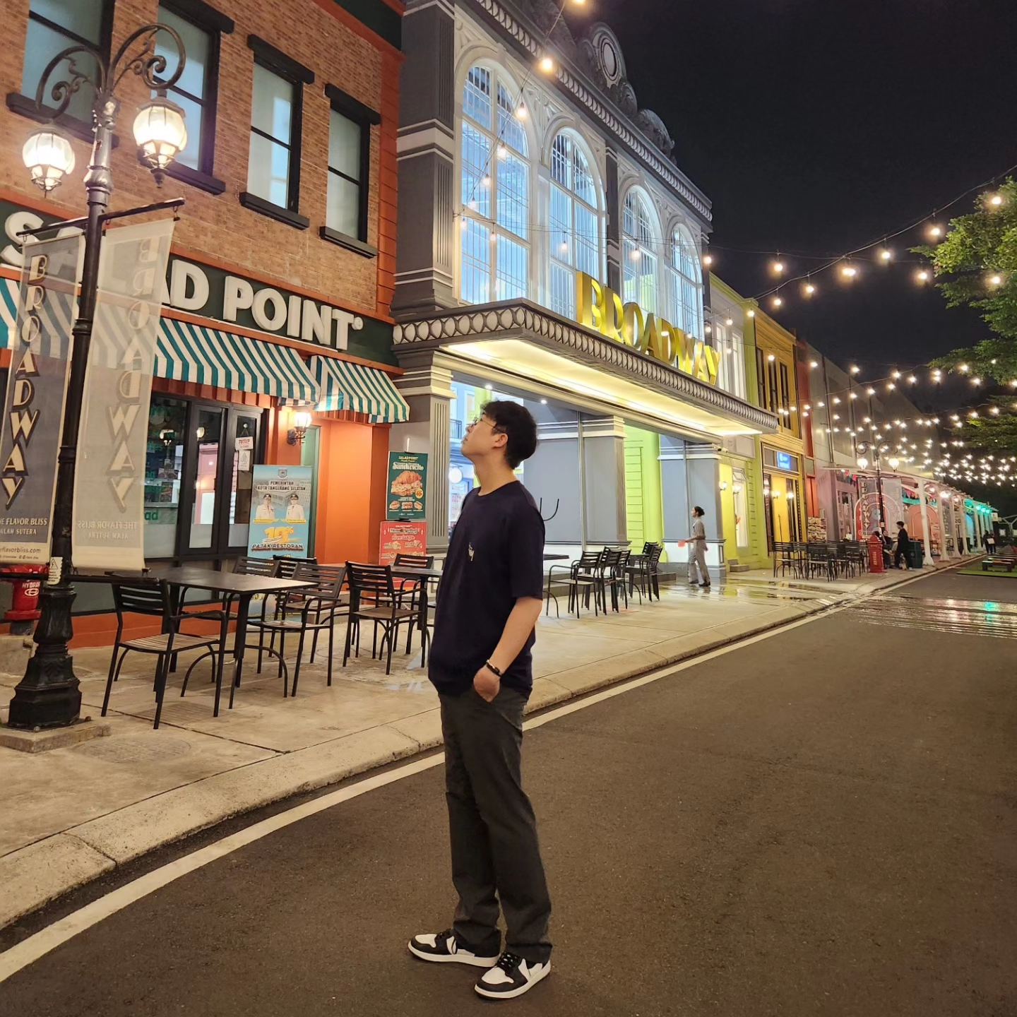 Jordan 1 Retro High OG Black White 2014, Stussy Basic Stussy T-Shirt Navy 2022 착용 스타일 - 3