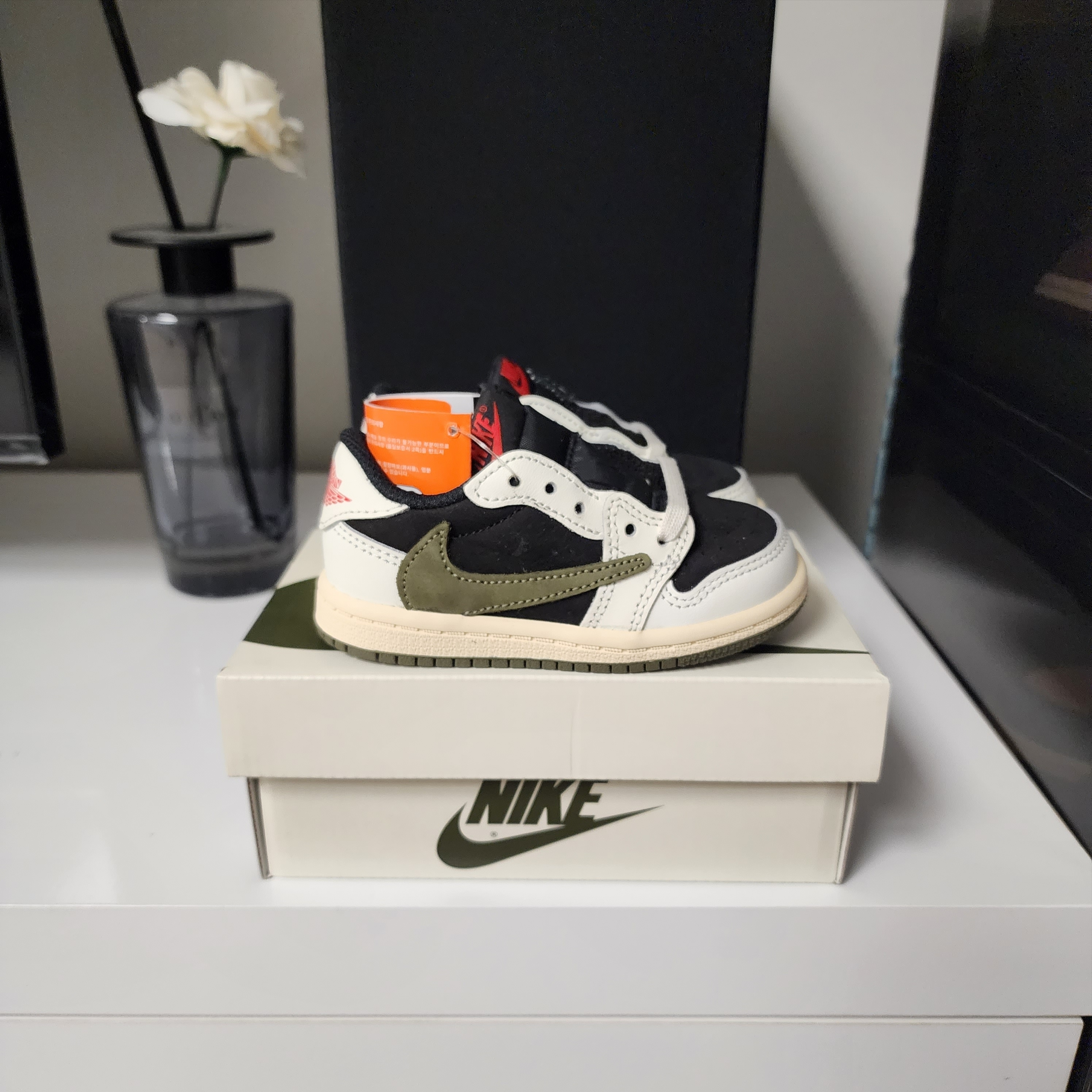 (TD) Jordan 1 x Travis Scott Retro Low OG SP Medium Olive 착용 스타일