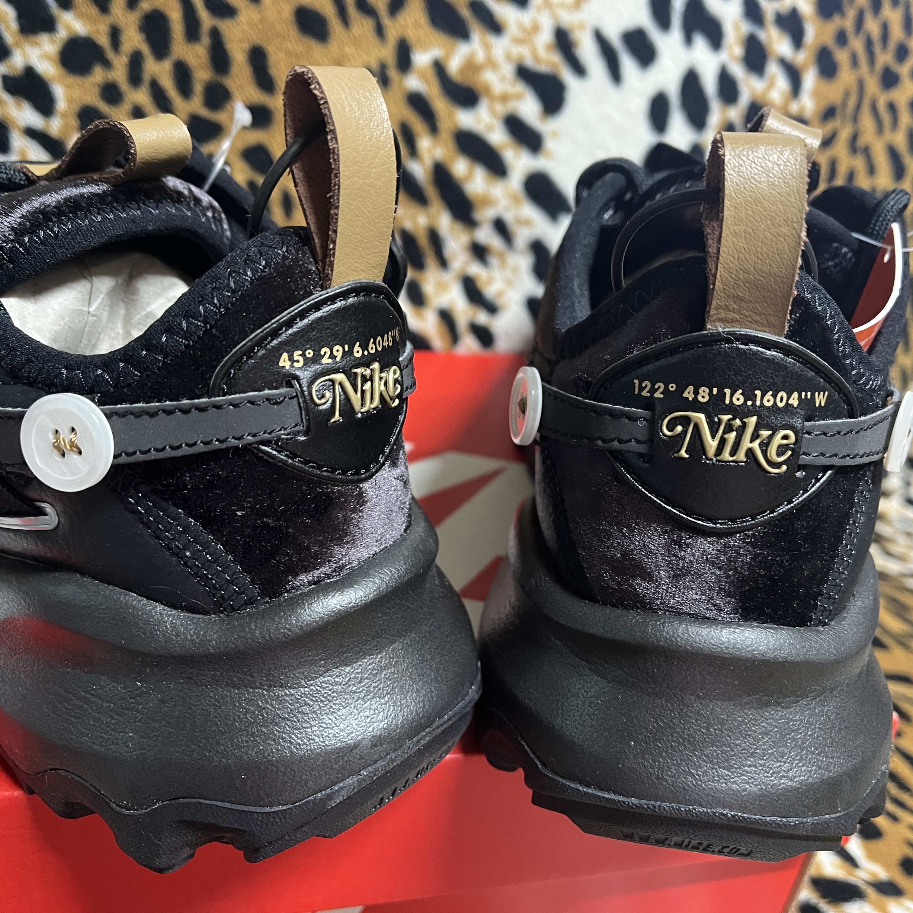 (W) Nike TC 7900 Black 착용 스타일 - 2