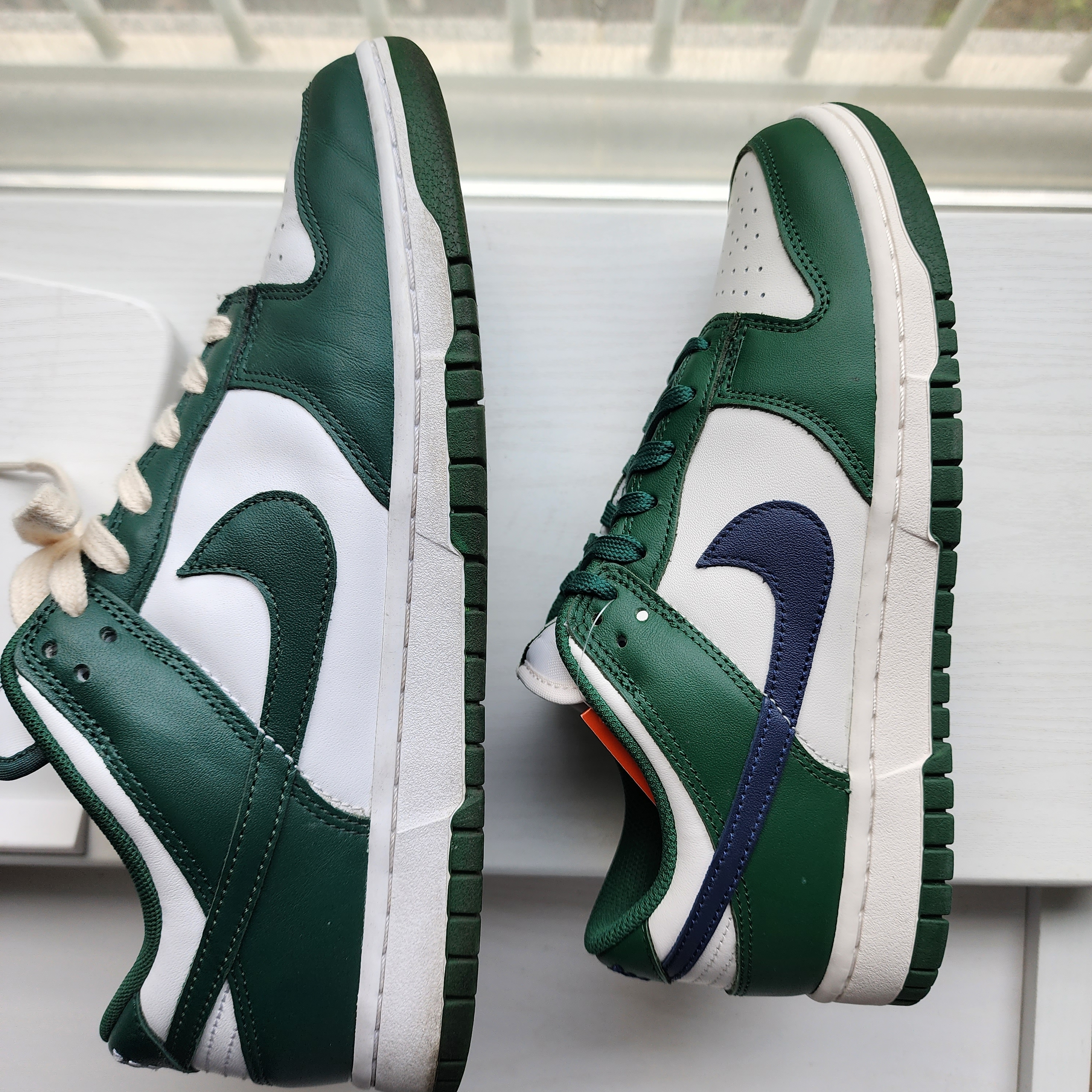 (W) Nike Dunk Low Gorge Green, Nike Dunk Low Retro Varsity Green 착용 스타일 - 4