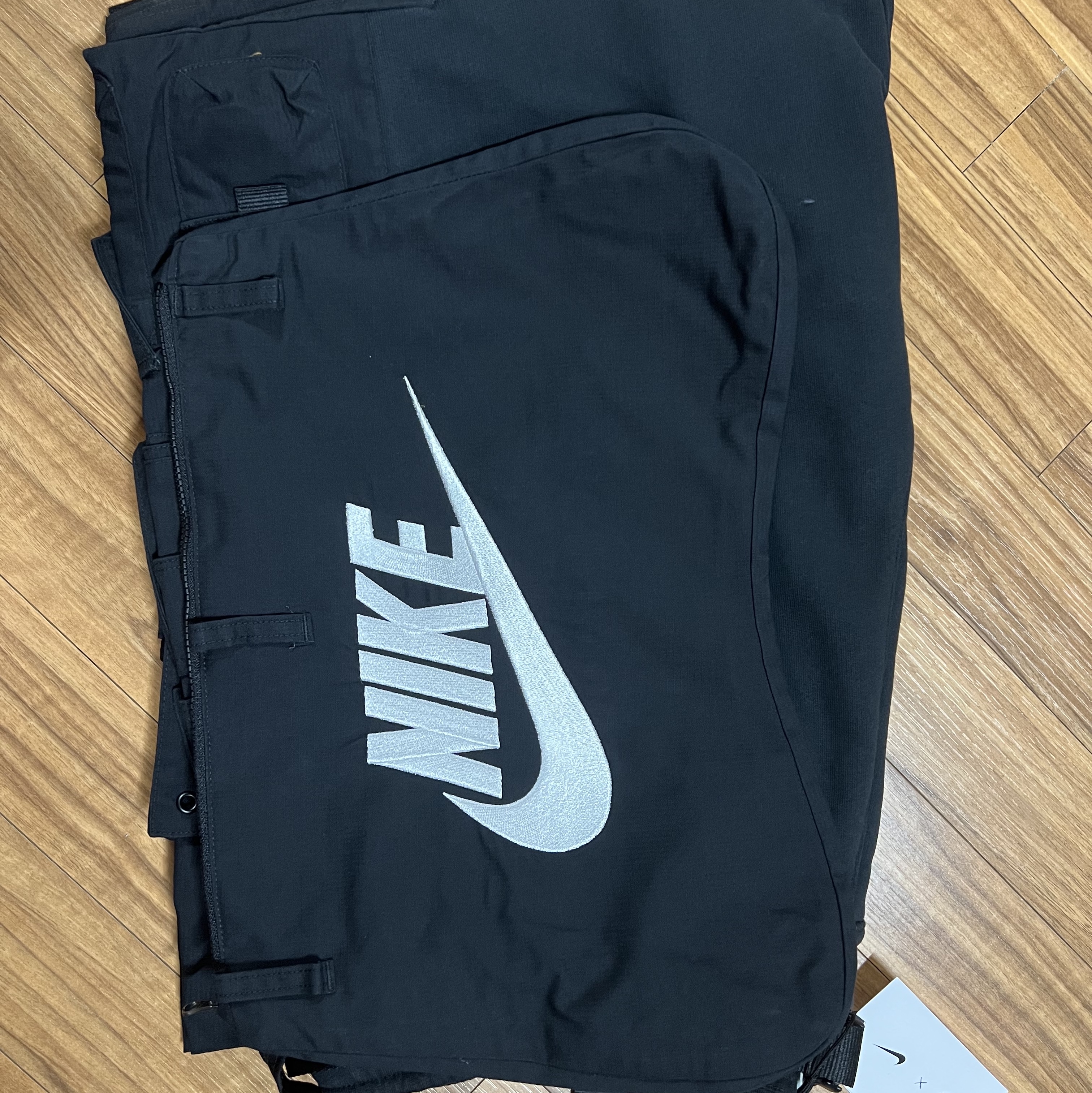 Nike x Peaceminusone Wide Pants Black (DR0096-010) 착용 스타일