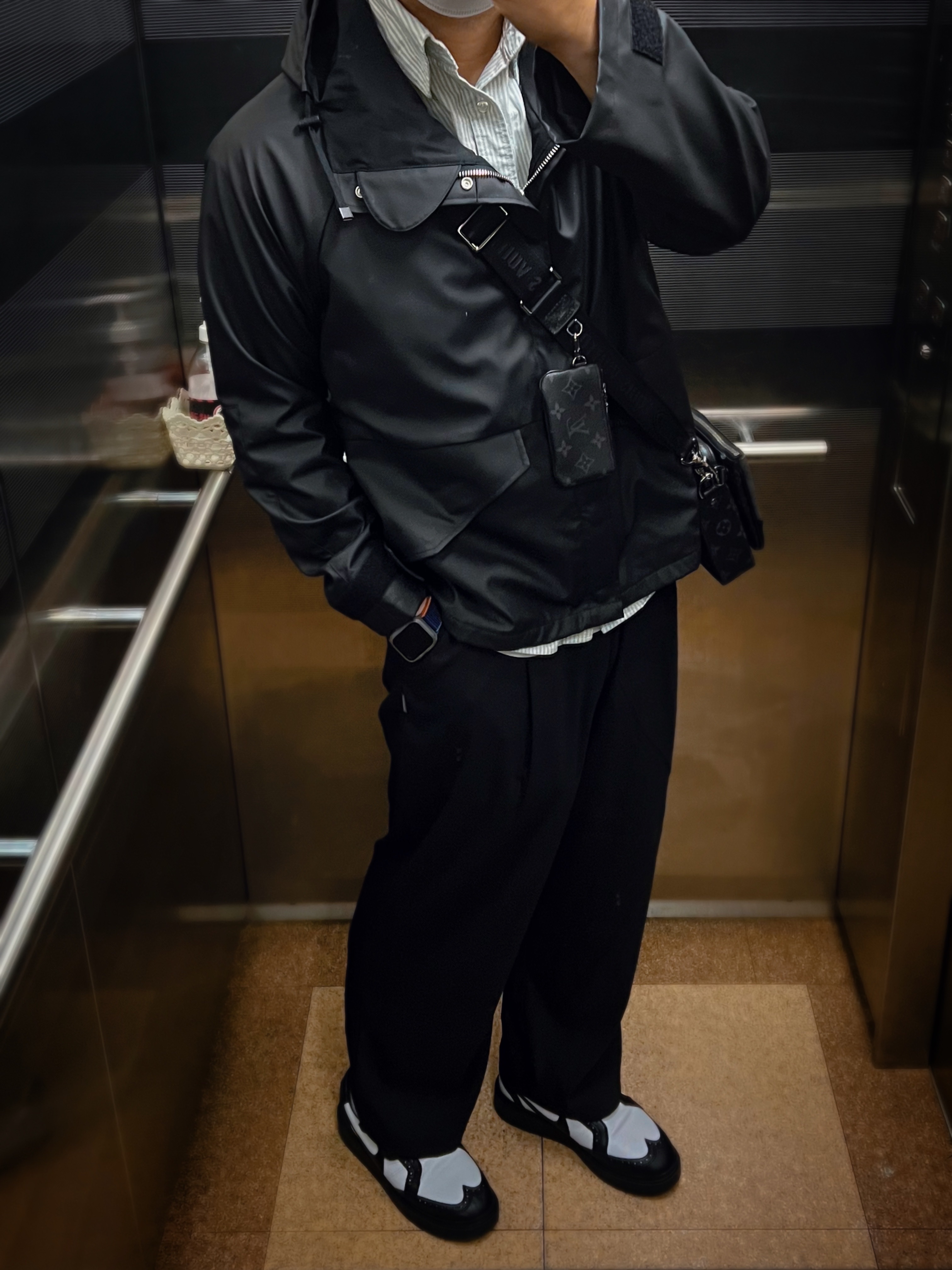 Nike x Peaceminusone Kwondo1 Black and White, Louis Vuitton Trio Messenger Monogram Eclipse 착용 스타일 - 1