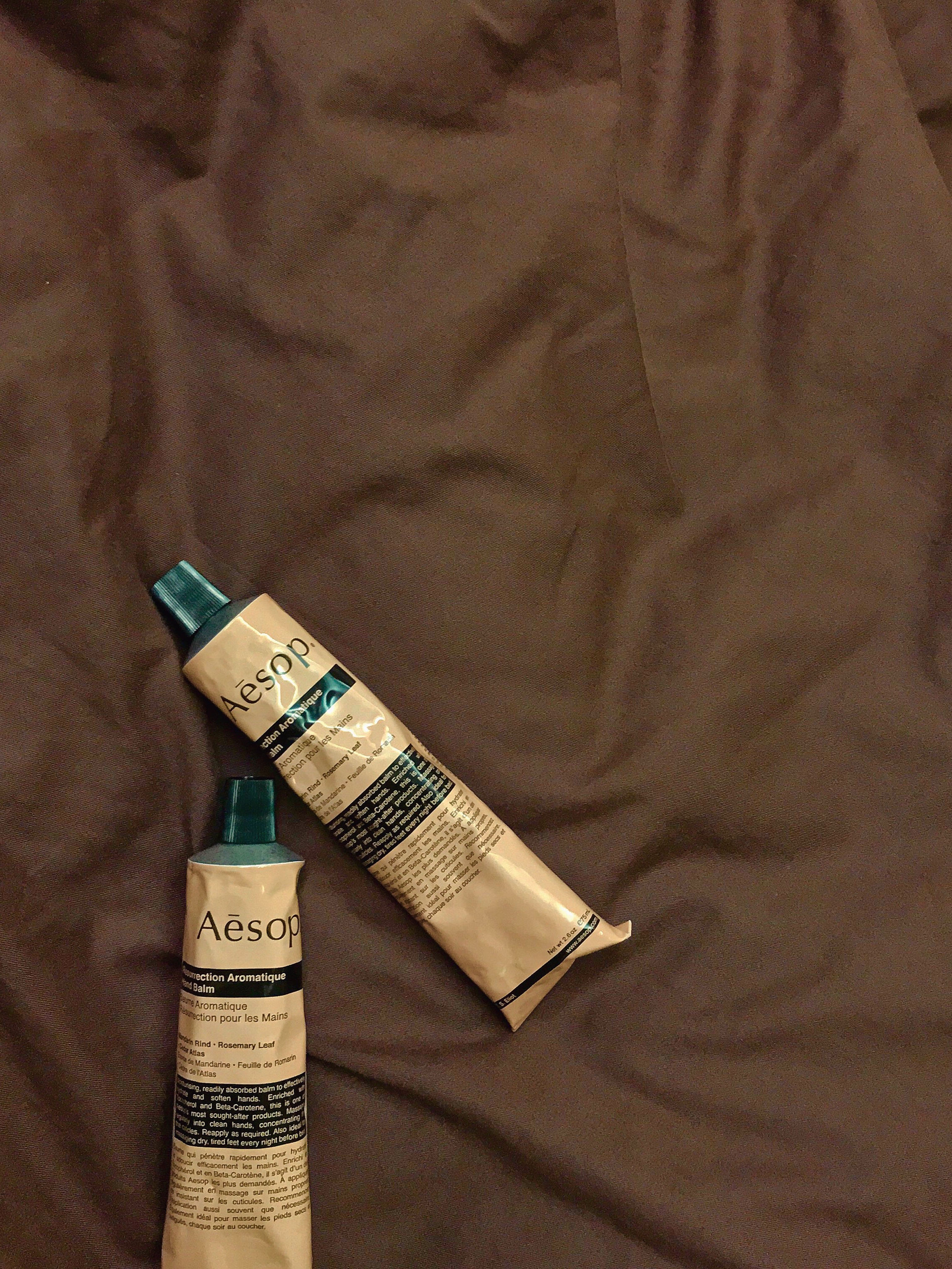 Aesop Resurrection Aromatique Hand Balm 75ml 착용 스타일