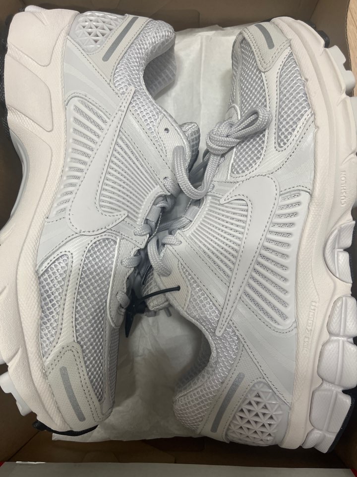 Nike Zoom Vomero 5 SP Vast Grey 2023 착용 스타일