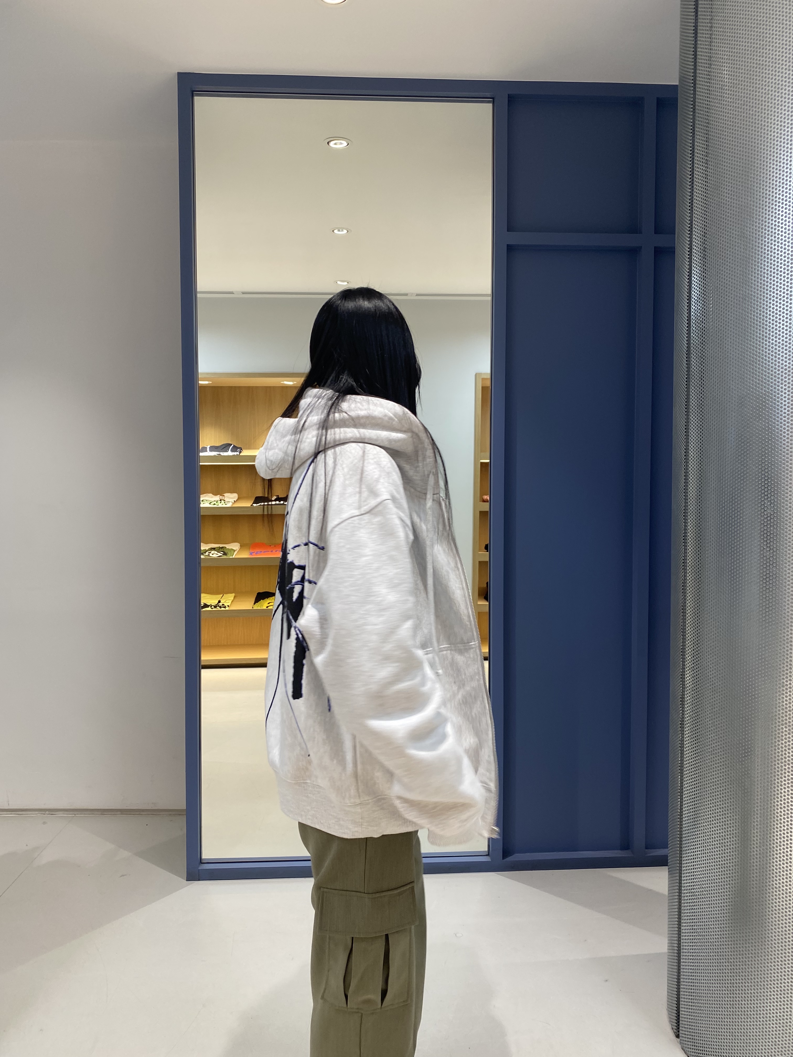 Stussy Shattered Zip Hoodie Ash Heather, Adidas Superstar Core Black White 착용 스타일 - 3