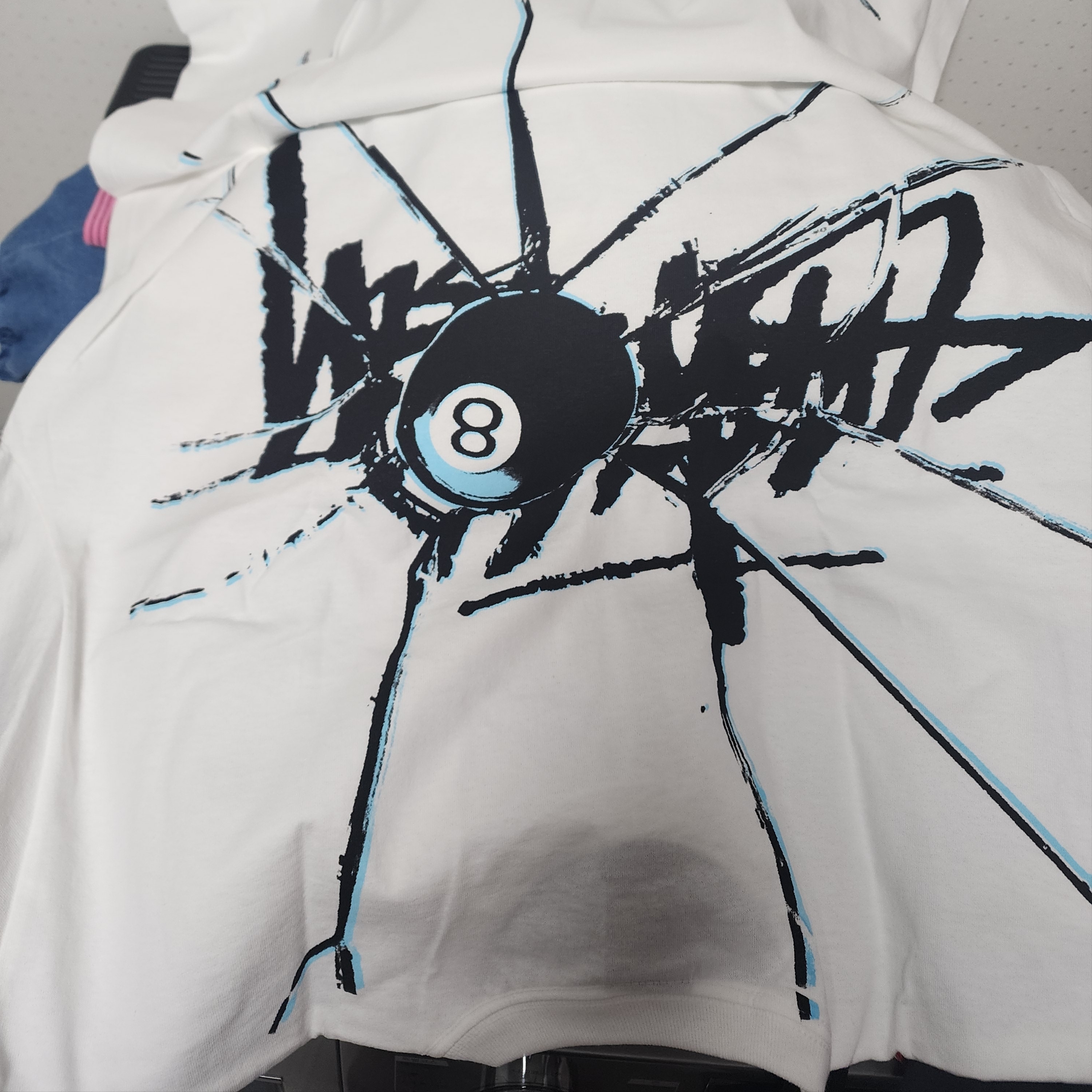 Stussy Shattered T-Shirt White 착용 스타일